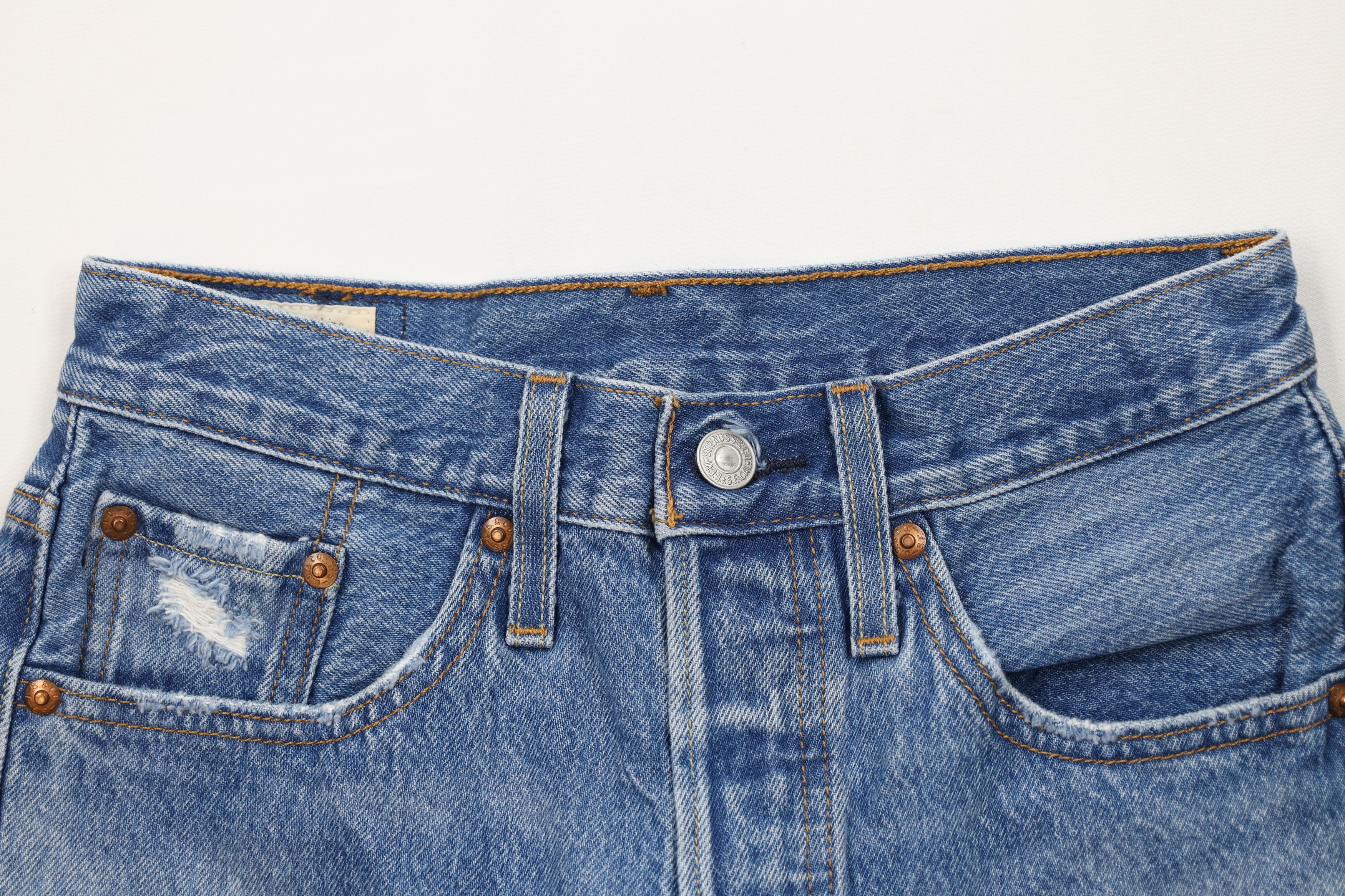 Levi's Vintage Y2K Levis 501xx Button Fly Cut Off Denim Jean Shorts Size 24" / US 00 / IT 34 - 2 Thumbnail
