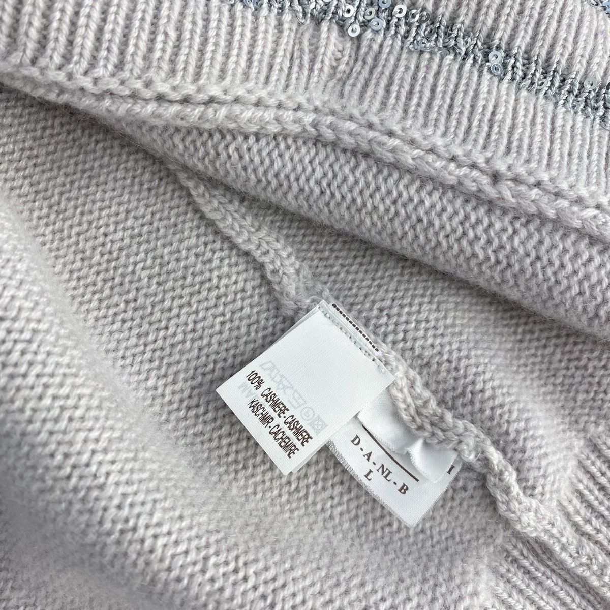 Brunello Cucinelli Brunello Cucinelli Short Sleeve Cashmere Sweater Size L / US 10 / IT 46 - 15 Thumbnail