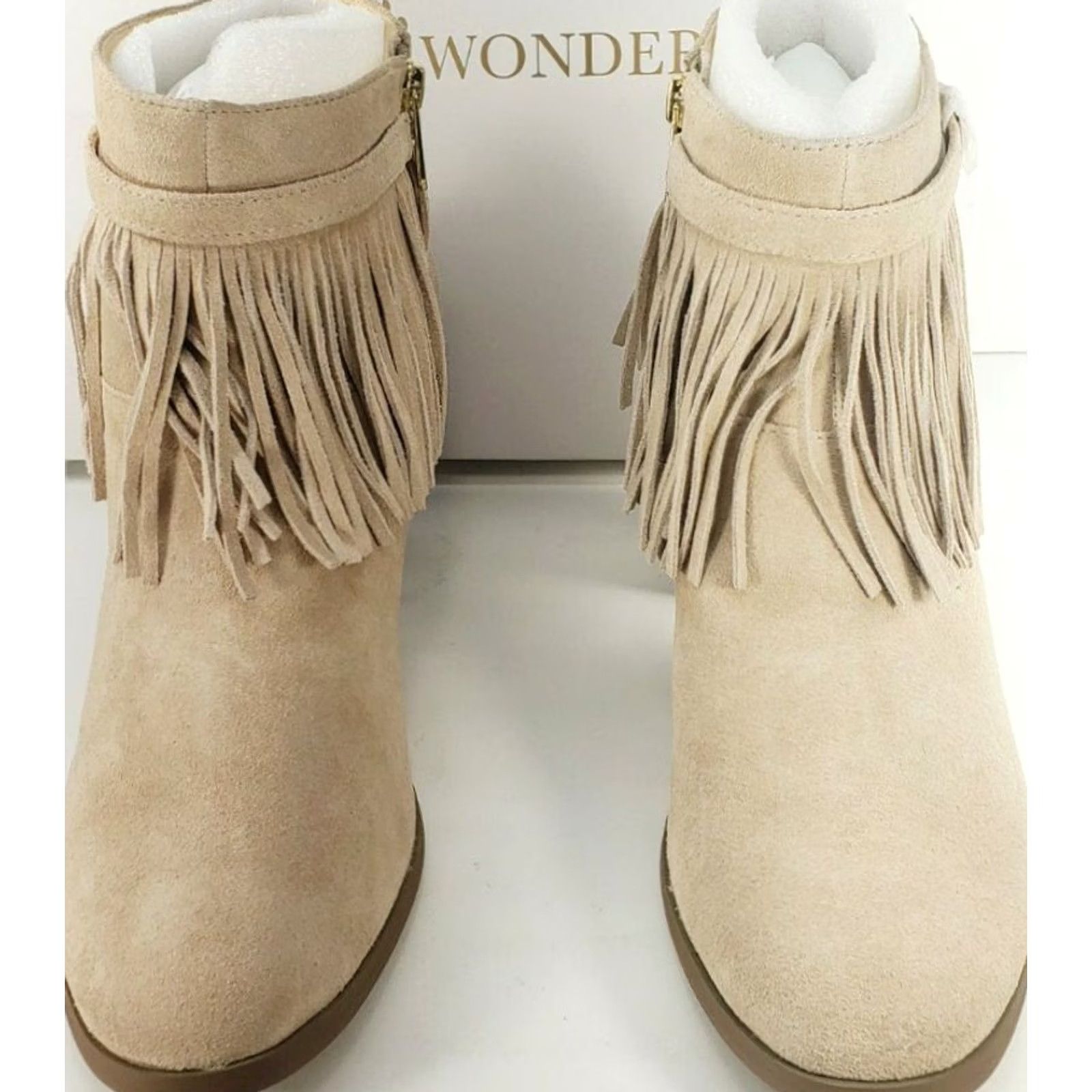 Vintage C. Wonder Willa Booties Fringe Zip Up Beige Leather Block Heel Khaki 9.5M Womens Bootie Size ONE SIZE - 3 Thumbnail
