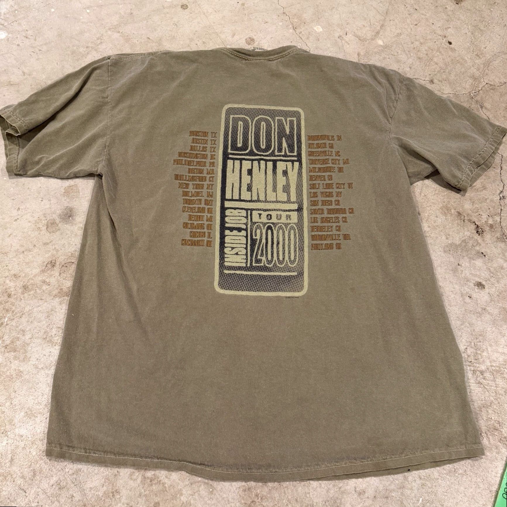 Anvil VINTAGE Don Henley Inside Job Tour Band 2000 Green Tee Shirt Mens XL Short Sleeve Henley T-Shirt USA 90s Rock Music Size US XL / EU 56 / 4 - 2 Thumbnail