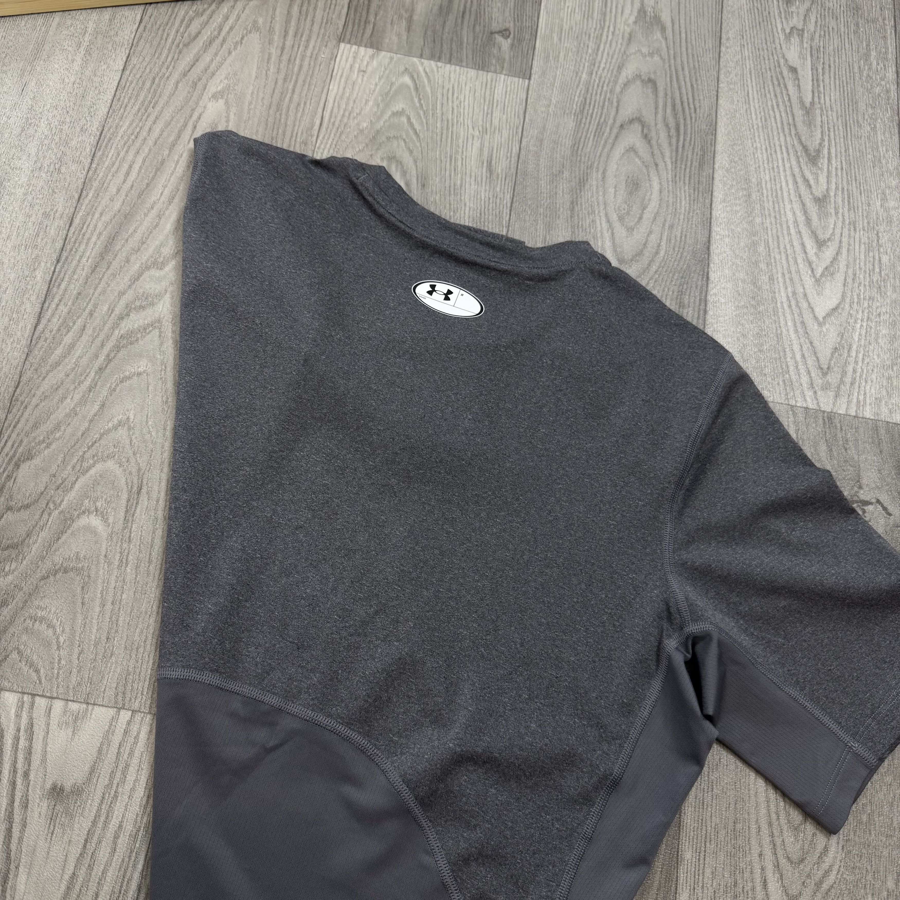 Under Armour Under Armour Grey Rashguard Grey Compression Sport Tee Shirt Size US XL / EU 56 / 4 - 4 Thumbnail