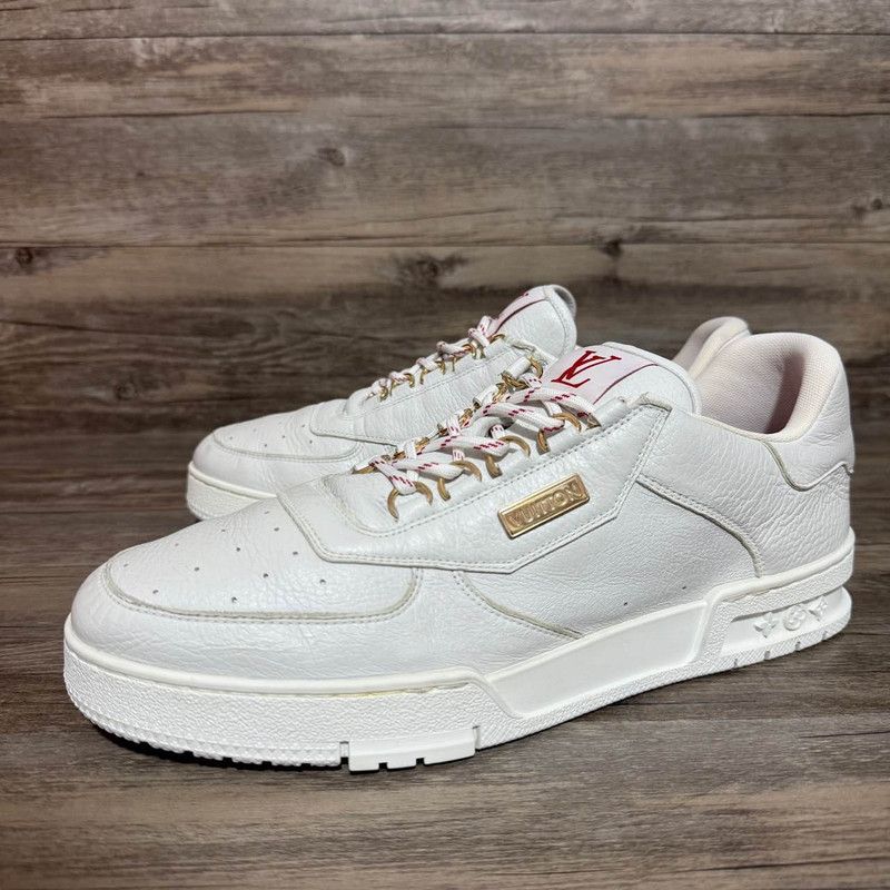 Louis Vuitton Louis Vuitton Trainer Fashion Sneakers for Men 0079 Size US 10 / EU 43 - 1 Thumbnail