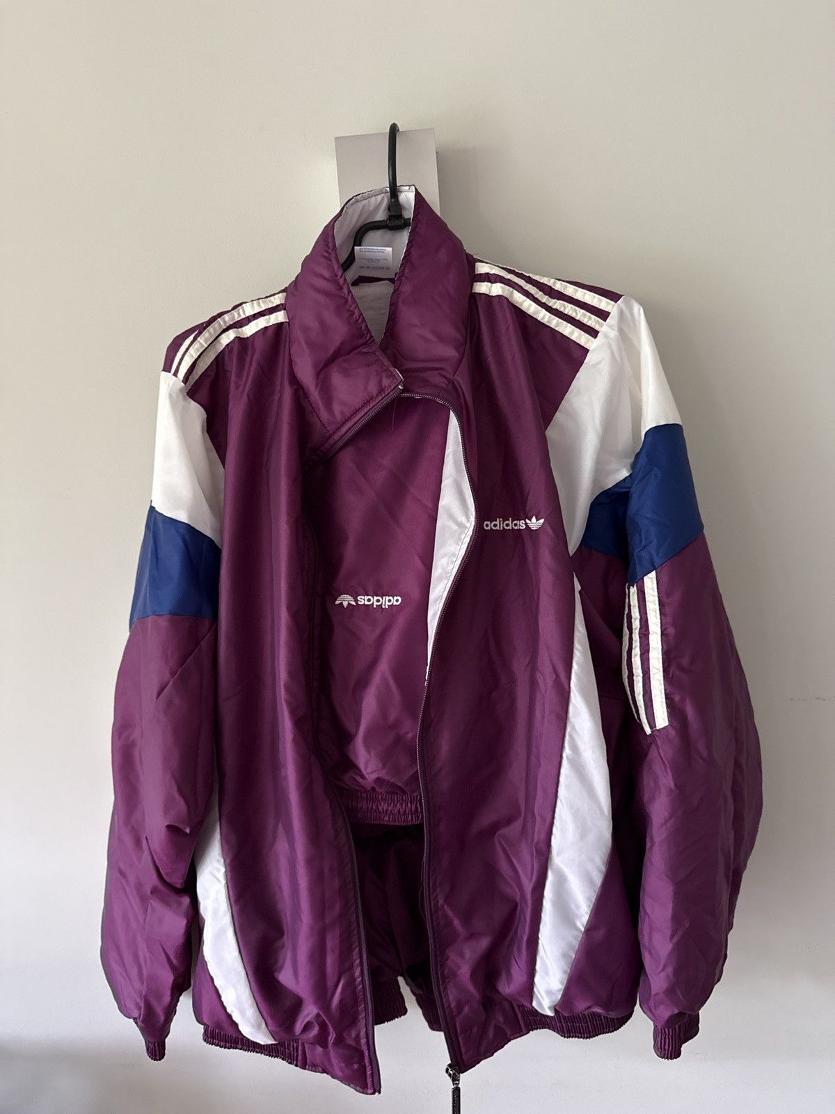 Adidas Vintage adidas training (jacket and pants) Size US L / EU 52-54 / 3 - 1 Thumbnail