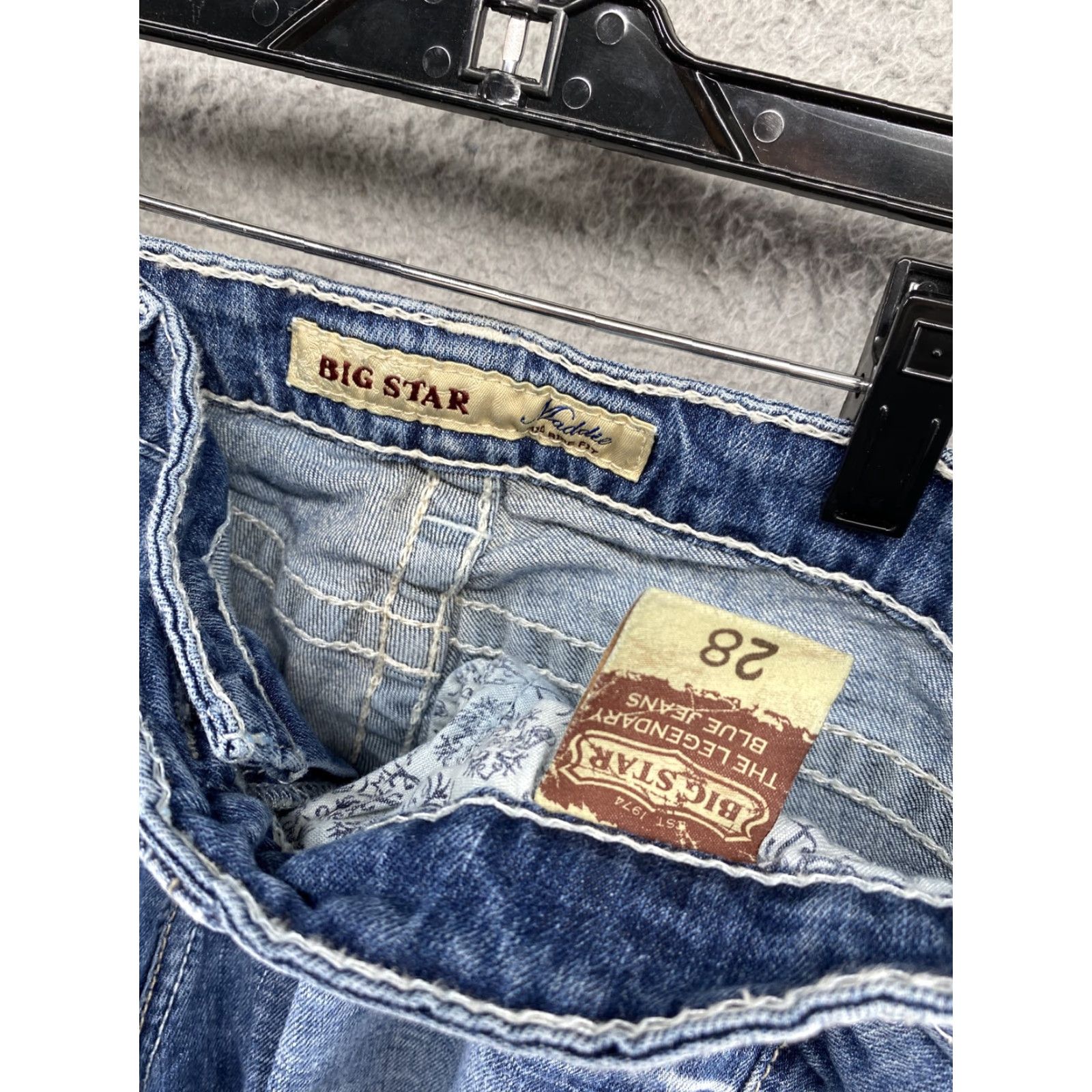 Vintage BIG STAR Women’s Maddie Bootcut Mid Rise Jeans SZ 28 Blue Denim Cotton Spandex Boots Cut Style: Bootcut, Stars, Embroidered, Logo, Pockets Womens Size 28" / US 6 / IT 42 - 4 Thumbnail