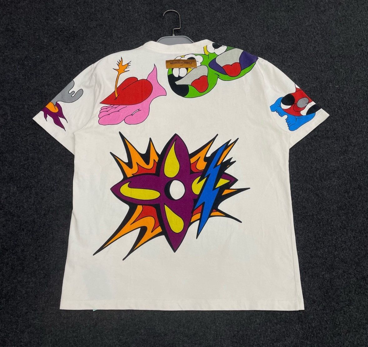 Louis Vuitton Louis Vuitton Cartoon LOGO printed T shirt with ro Size US XXL / EU 58 / 5 - 2 Thumbnail