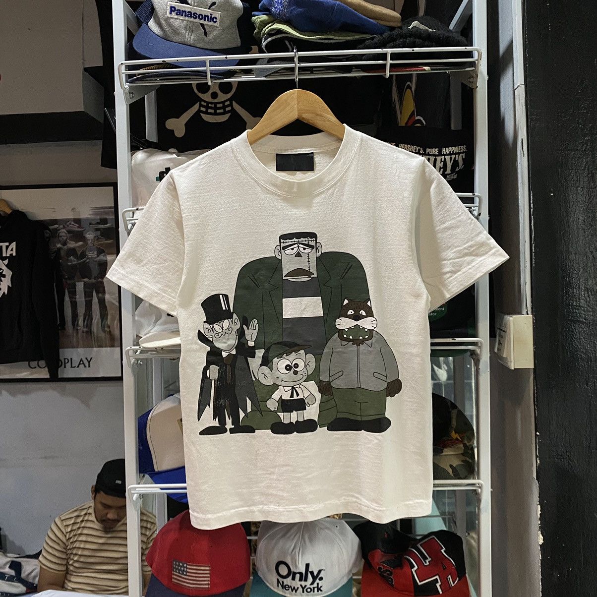 Anime VINTAGE RARE‼️Bounty Hunter X Kaibutsu-Kun Anime T-Shirts Size US XS / EU 42 / 0 - 1 Thumbnail
