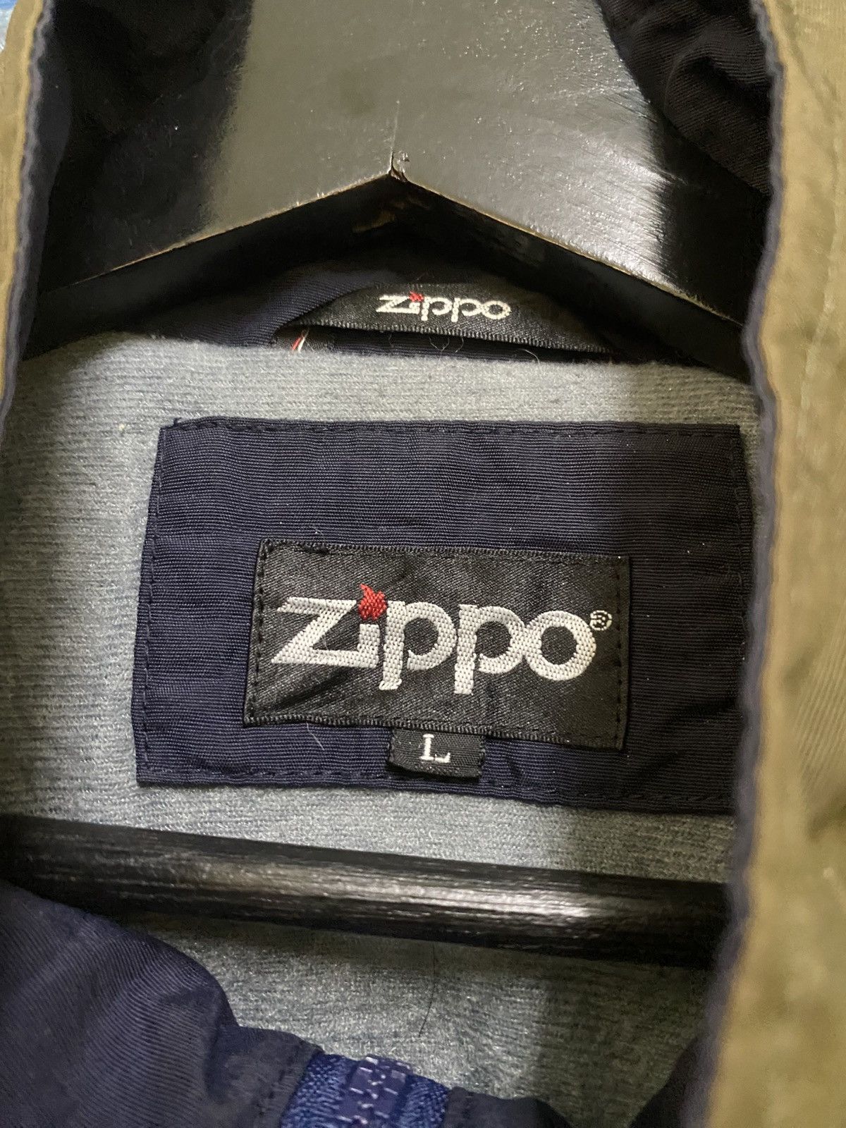 Zippo Vintage Zippo Japan Olive Green Nylon Windbreaker Jacket Size US L / EU 52-54 / 3 - 5 Thumbnail