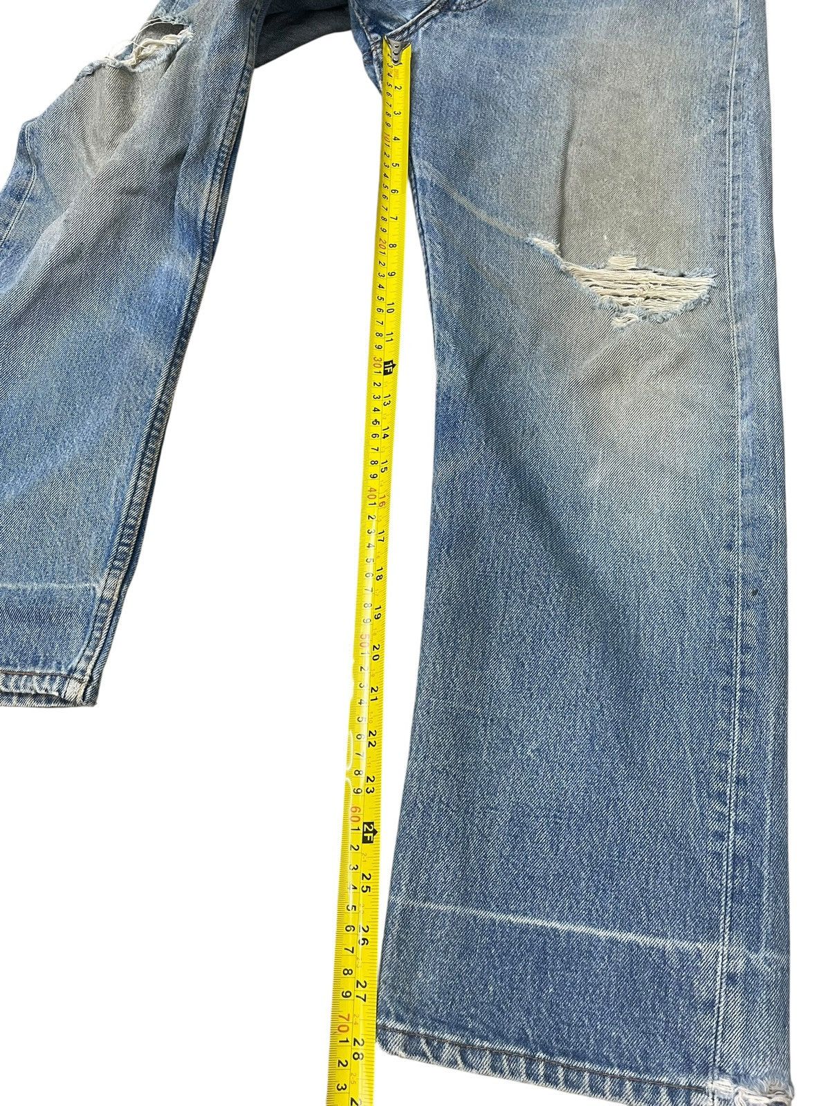 Levi's Vintage Levi’s 501 Distressed Jeans Straight Cut Size US 36 / EU 52 - 4 Thumbnail