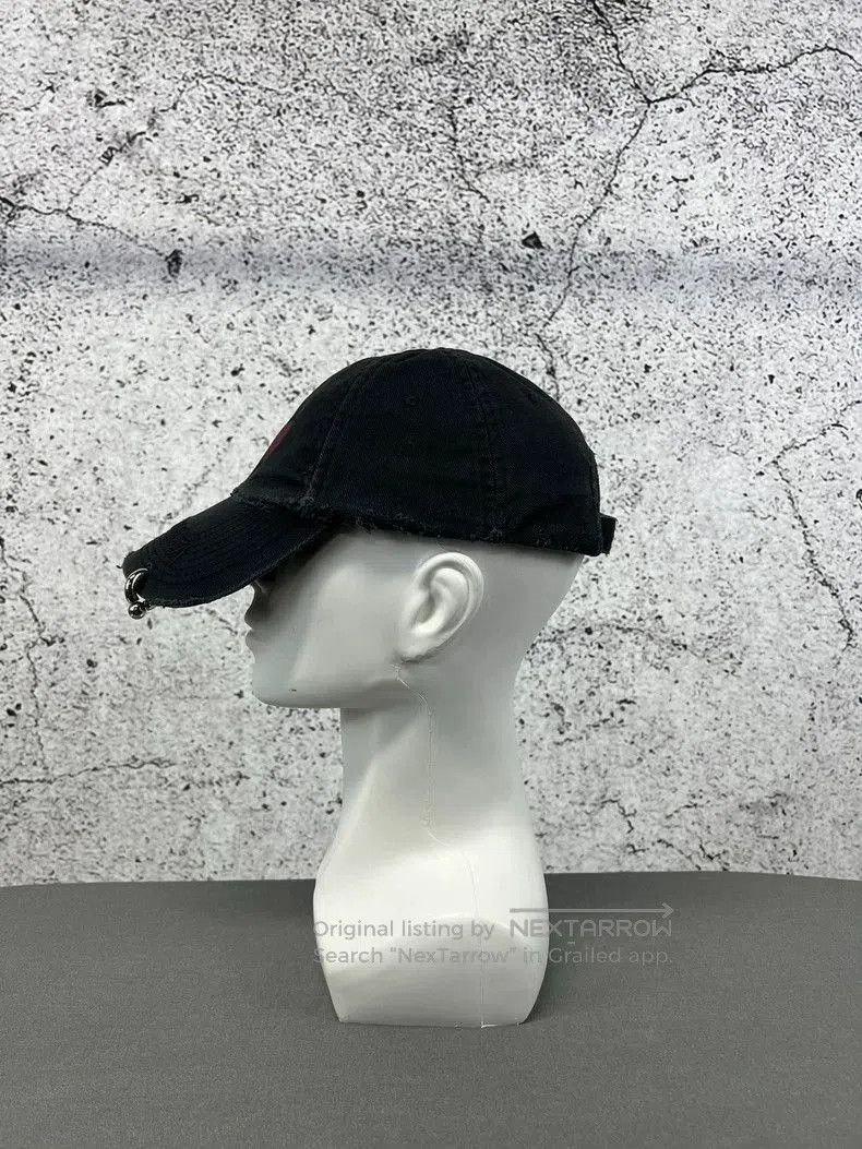 Balenciaga Balenciaga Valentine's Day Baseball Cap. Size ONE SIZE - 3 Thumbnail