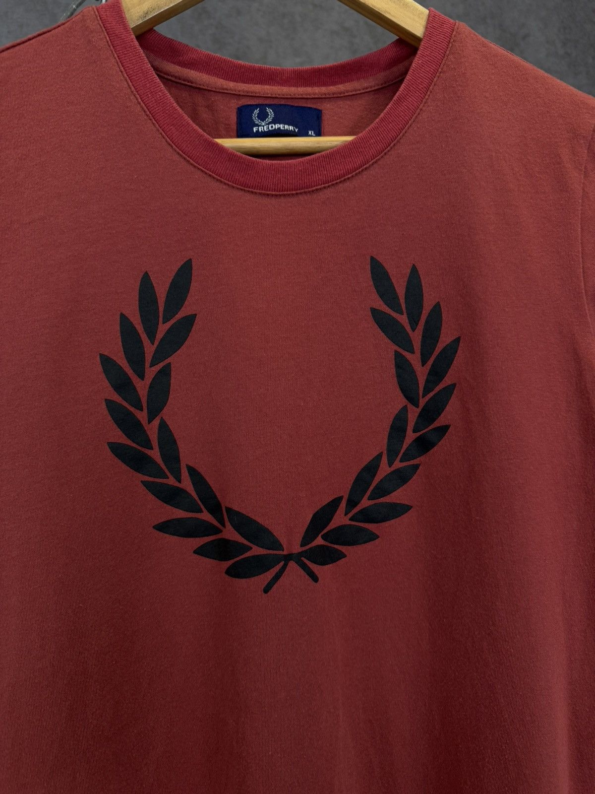 Designer × Fred Perry Fred Perry casual designer big logo tee Size US S / EU 44-46 / 1 - 3 Thumbnail