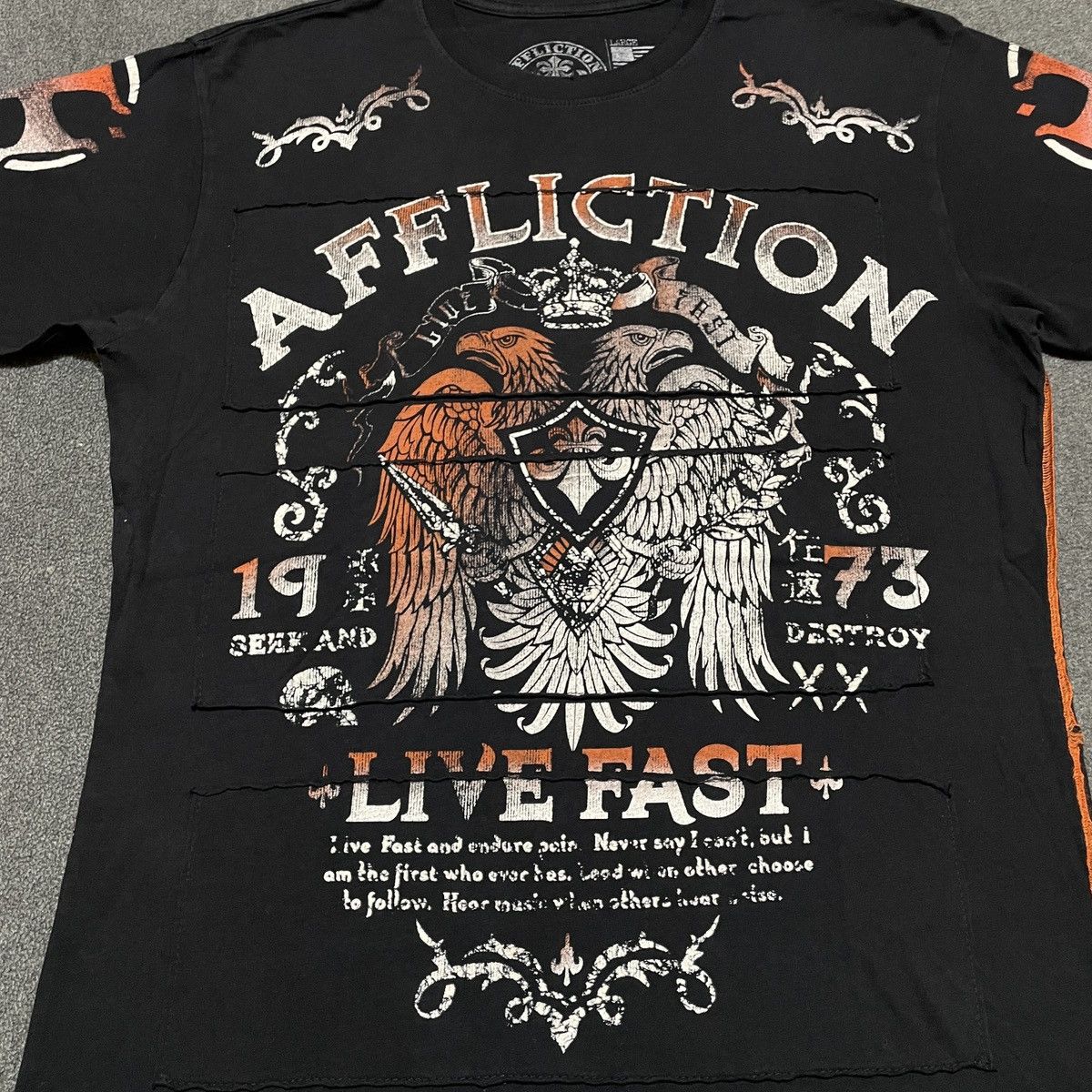 Affliction Vintage Affliction Live Fast Gothic Style Ripped T-shirt Size US L / EU 52-54 / 3 - 2 Thumbnail