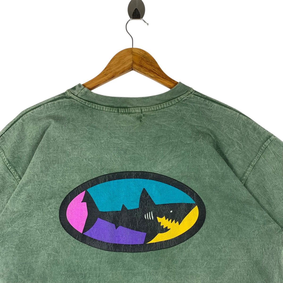 Vintage QUEENSLAND shark attack surf tee Size US M / EU 48-50 / 2 - 10 Thumbnail