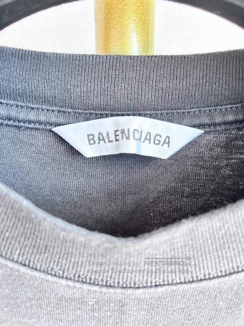 Balenciaga Balenciaga Classic Short Sleeve Red Ribbon Paris Alphabet Size US XS / EU 42 / 0 - 2 Thumbnail