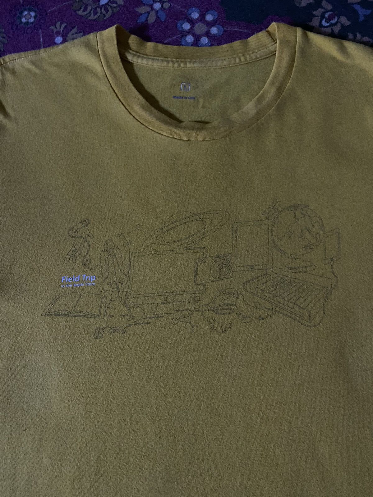Apple × Microsoft Apple Field Trip To The Apple Store Tee Size US M / EU 48-50 / 2 - 4 Thumbnail