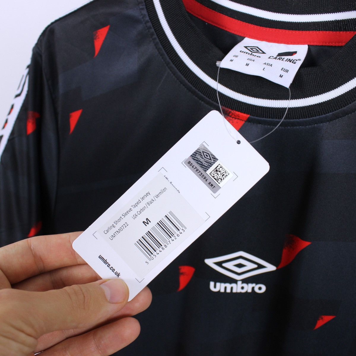Umbro Umbro Carling Jersey Center Logo Lampas T-Shirt Size US M / EU 48-50 / 2 - 5 Thumbnail