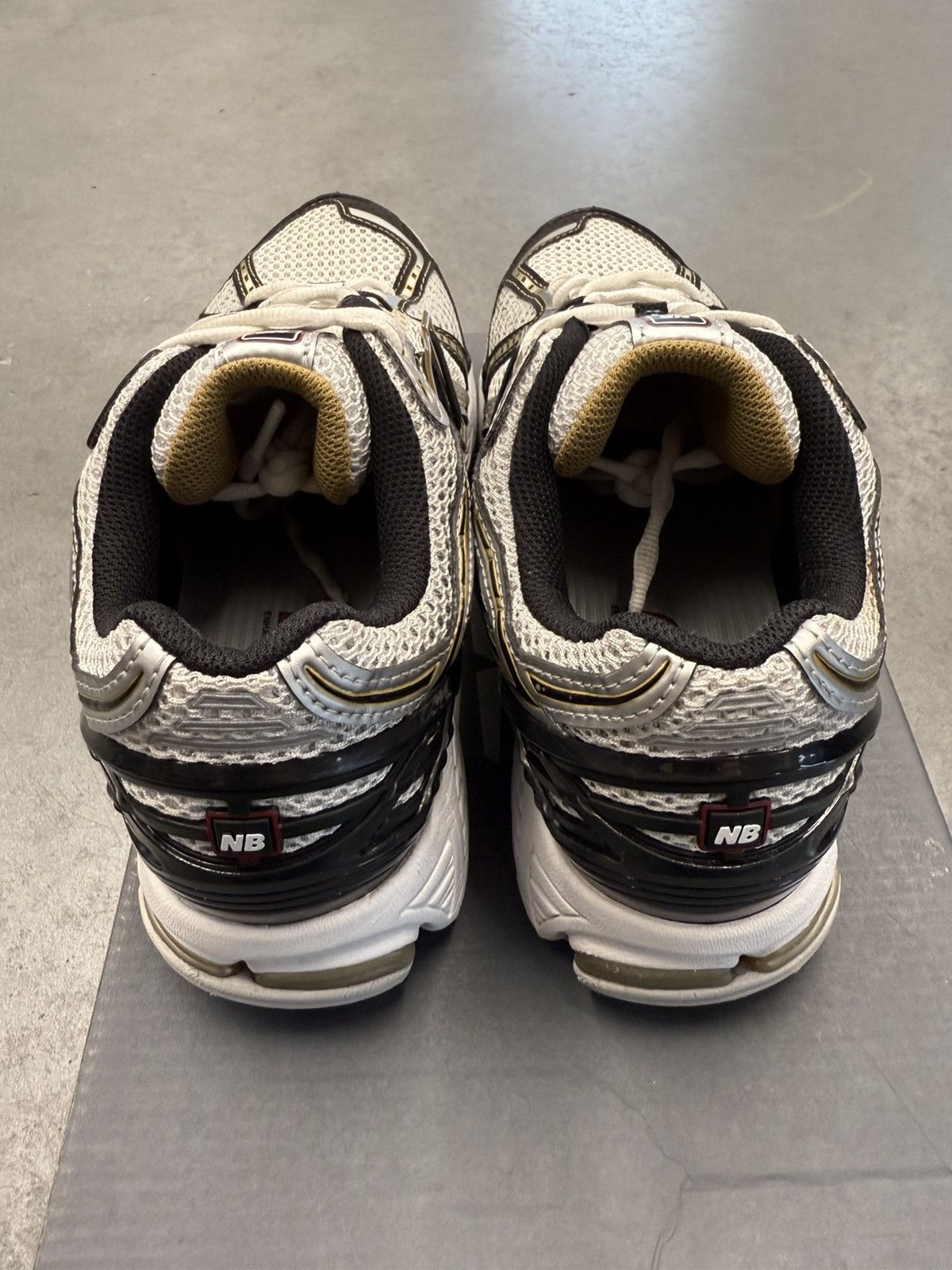 New Balance 2022 New Balance 1906R White Metallic Gold Size US 9.5 / EU 42-43 - 5 Thumbnail