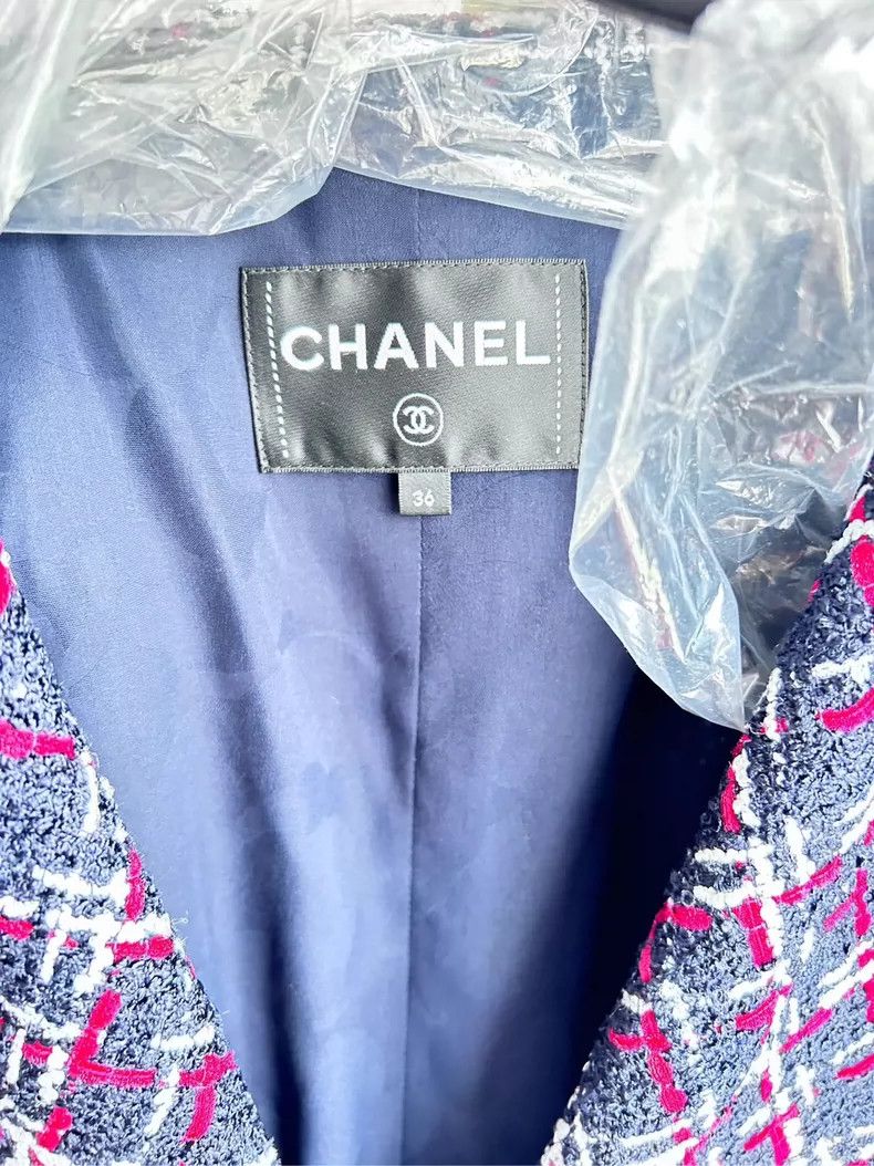 Chanel Chanel 20 Roof Series Red and Blue Plaid Coarse Coat Size XS / US 0-2 / IT 36-38 - 3 Thumbnail