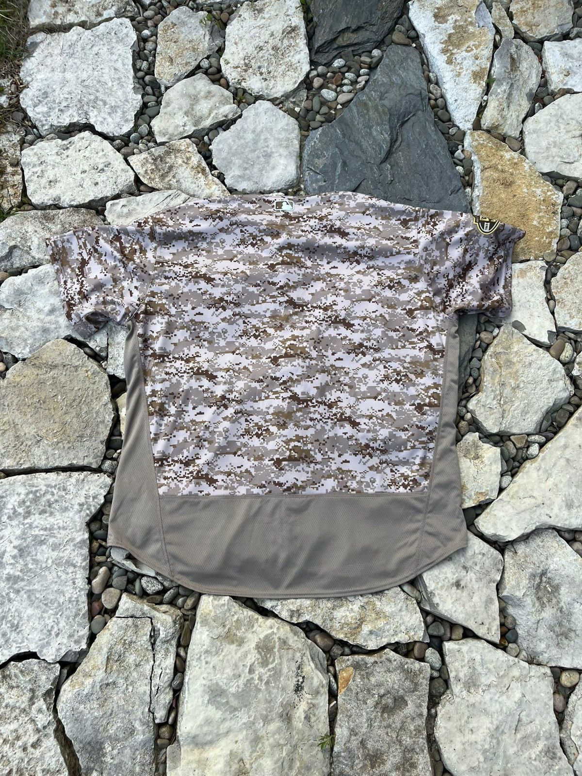 MLB × Majestic Vintage Majestic San Diego Padres button jersey camo shirt Size US XXL / EU 58 / 5 - 2 Thumbnail