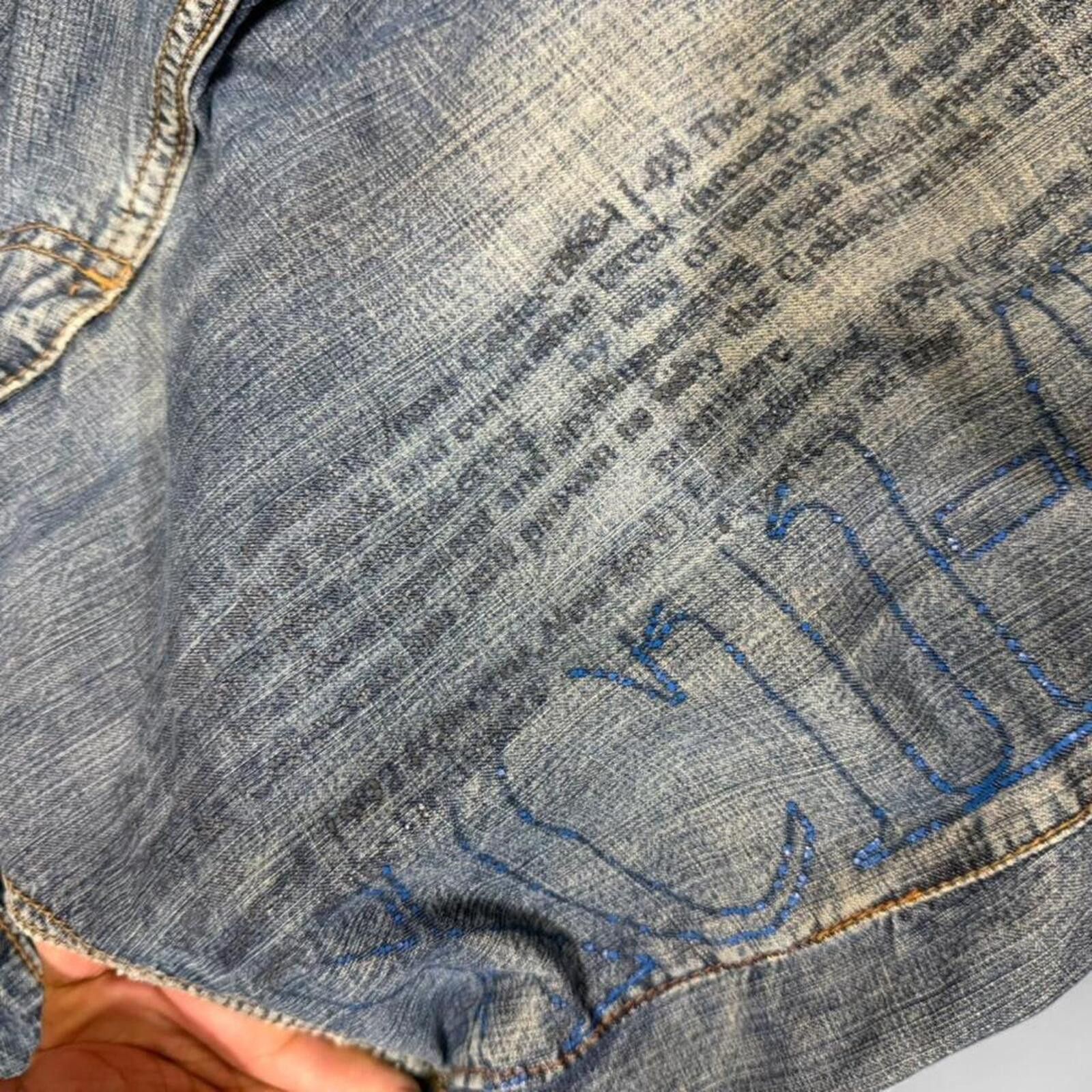 Fubu FUBU blue lightweight denim jeans with cool font design Size 27" / US 4 / IT 40 - 3 Thumbnail
