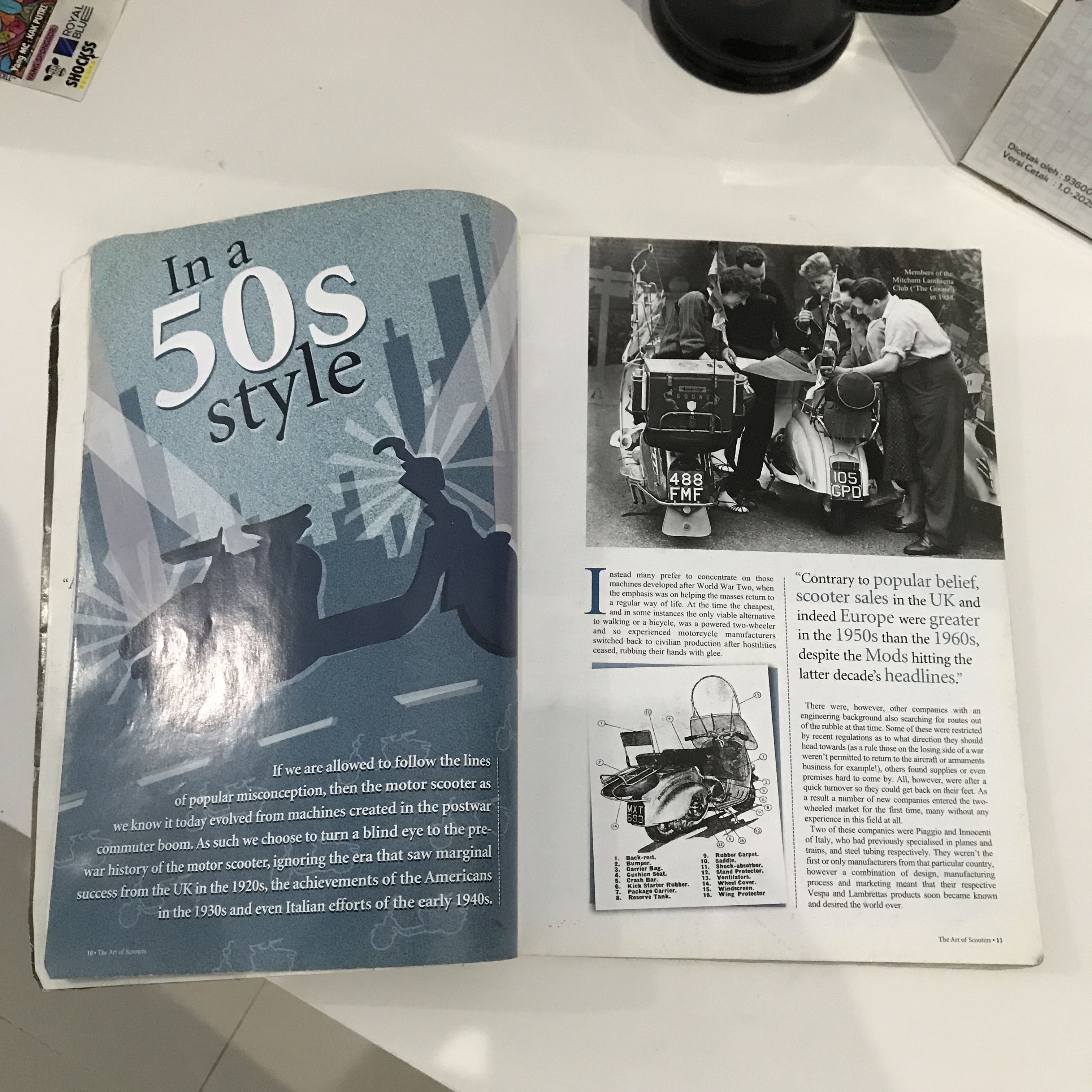 POP MAGAZINE Scootering magazine The Scootervespa lambretta Book magazine Size ONE SIZE - 15 Thumbnail
