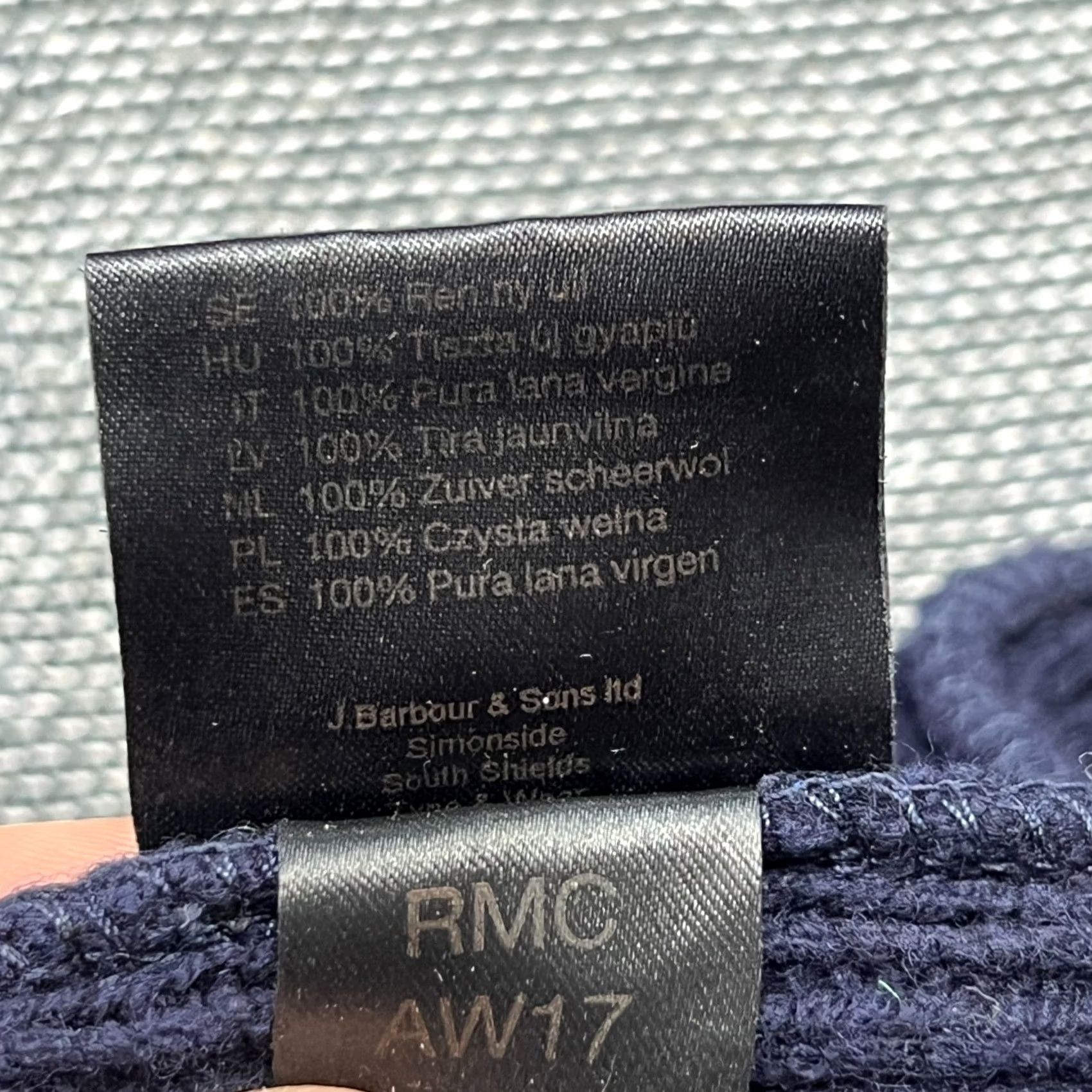 Barbour Barbour Beanie Hat One Size OS 100% Pure New Wool Cuffed Ribbon Navy Blue Unisex Adults Knit Wool Thermal Lined Size ONE SIZE - 8 Thumbnail