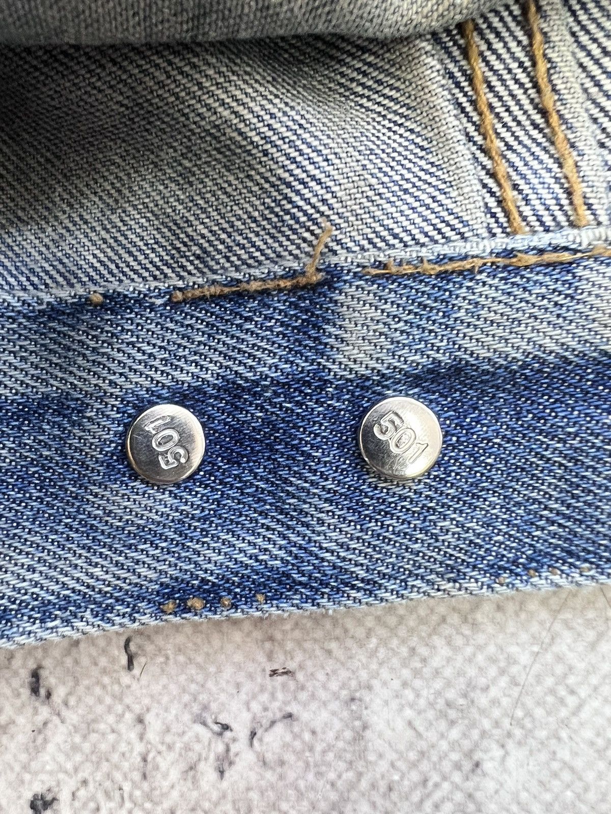 Levi's × Vintage Vintage 80's Levi's Trucker Jacket Lot 70507 USA Button 523 Size US M / EU 48-50 / 2 - 6 Thumbnail