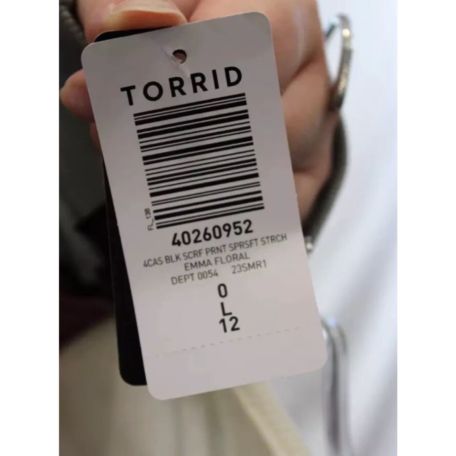 Torrid NEW NWT Torrid Floral Tie Belt Shirt Dress Ivory Multi White Size L / 12 Women’s T-Shirt Dress Belted Knee Length Size L / US 10 / IT 46 - 4 Thumbnail