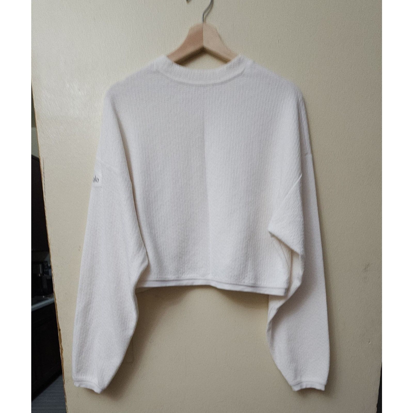 Alo ALO Yoga Tailored Ivory Cream Crop Top Hoodie Sz M Size M / US 6-8 / IT 42-44 - 7 Thumbnail