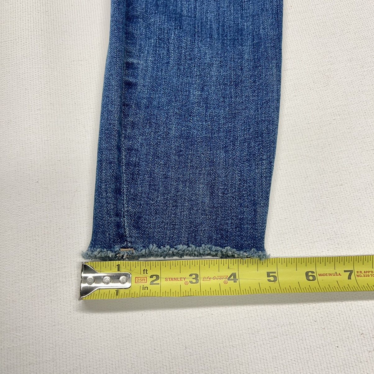 DL1961 DL1961 Jeans Emma Maternity Instasculpt Skinny Distressed Size 25" / US 0 / IT 36 - 19 Thumbnail