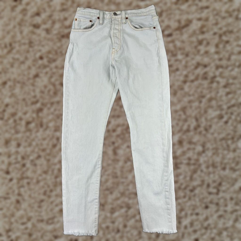 Levi's 501 Light Wash Jeans Women's Tapered Fit 27 Blue Denim Retro Mid Rise