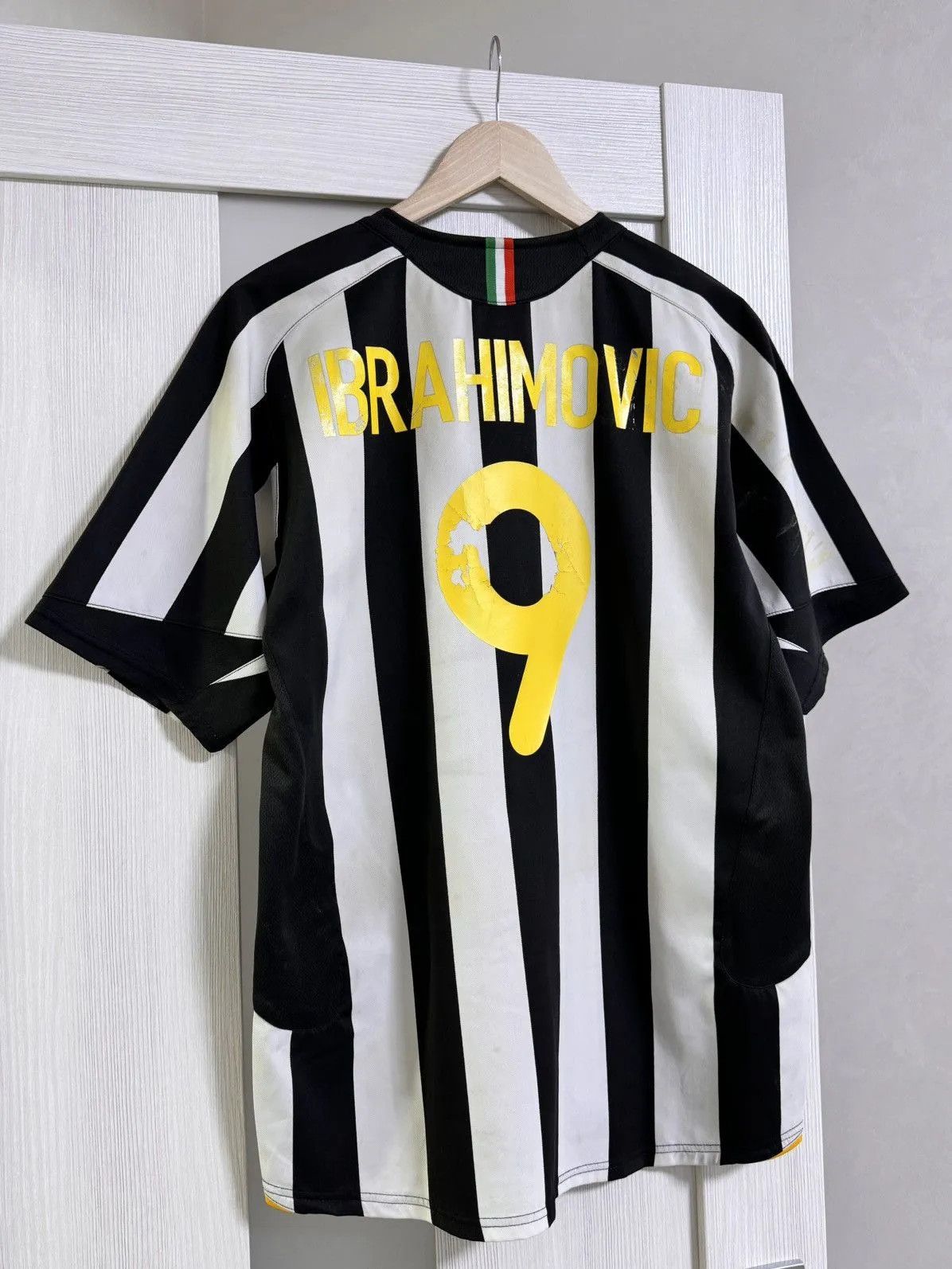 Nike Nike Juventus Home Soccer Jersey Large Ibrahimovic 2005/06 Size US M / EU 48-50 / 2 - 9 Thumbnail