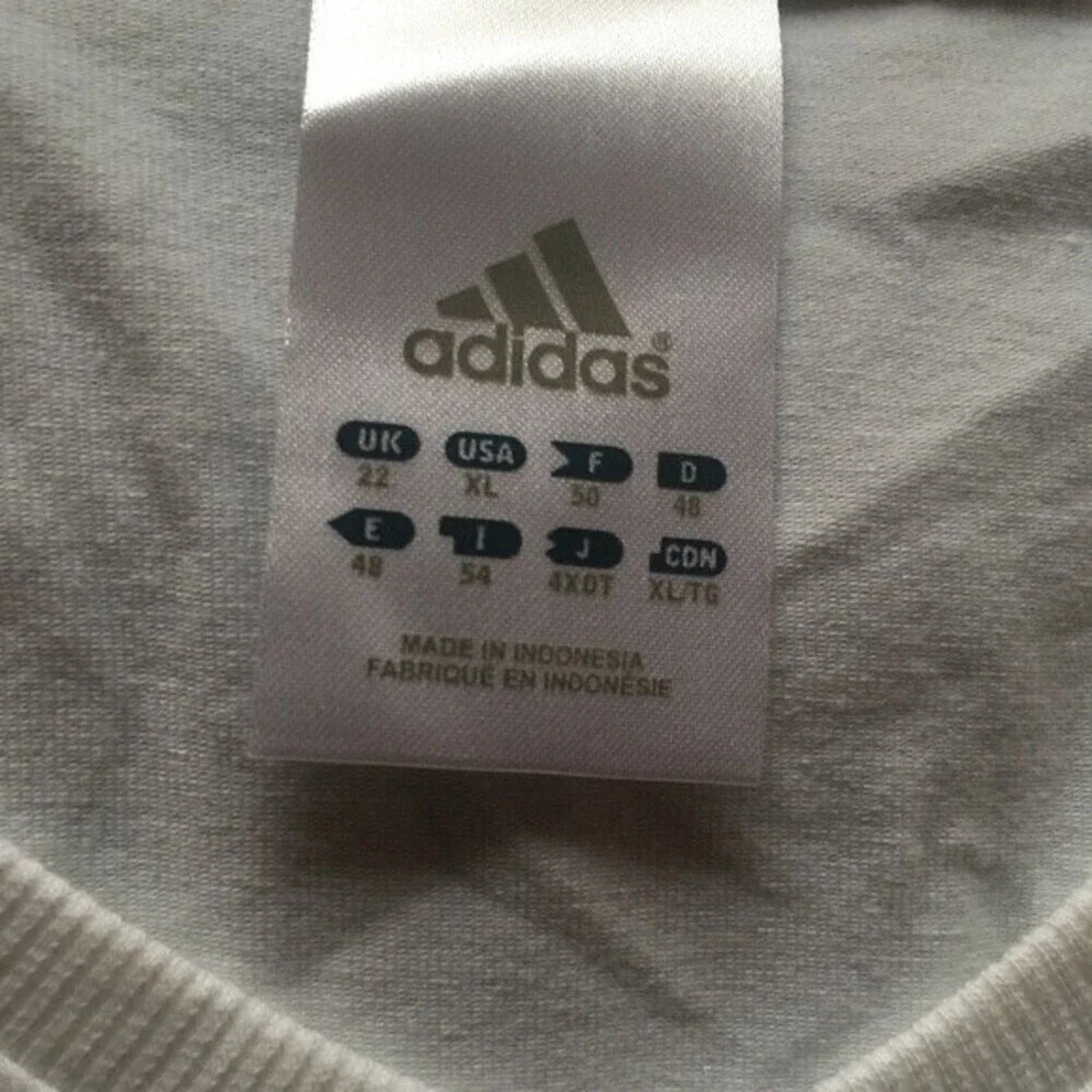 Adidas Adidas Sleeveless tank top, size small Size S / US 4 / IT 40 - 5 Thumbnail