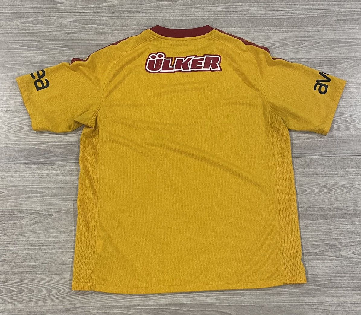 Nike Nike 2011/12 FC Galatasaray Soccer Jersey Men’s Size Large Size US L / EU 52-54 / 3 - 7 Thumbnail