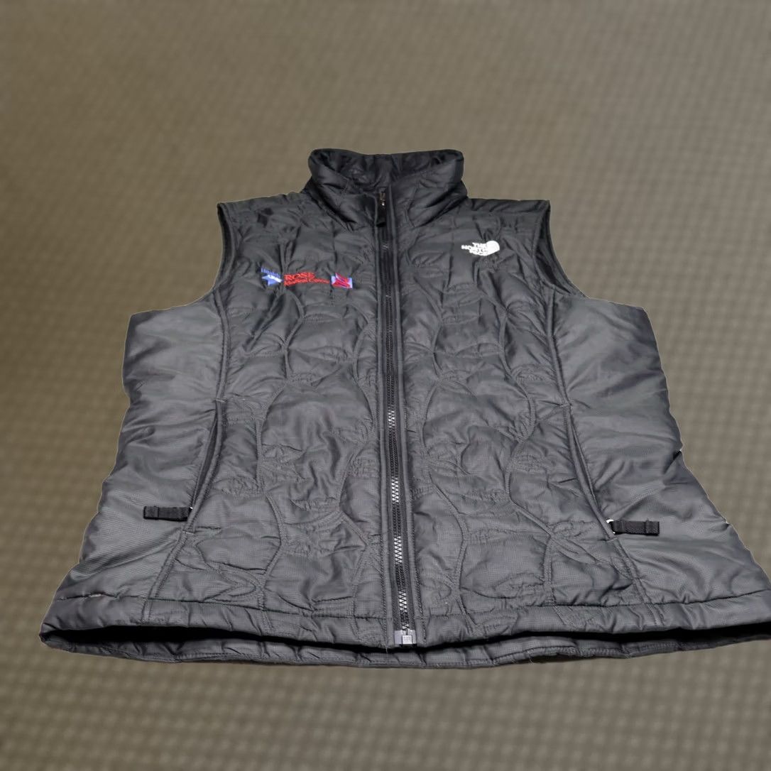 The North Face VINTAGE North Face Vest Womens Large Black Full Zip Insulated Pack Quilted Puffer LOGO Size L / US 10 / IT 46 - 1 Thumbnail