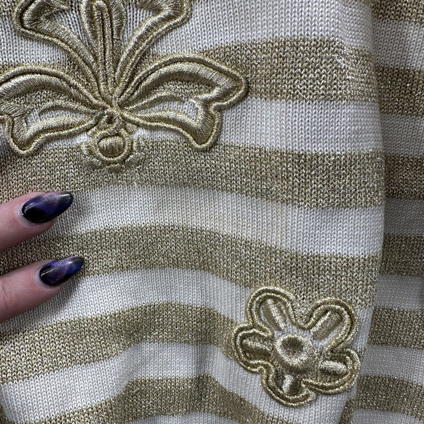 Escada VINTAGE Escada Sweater Womens Medium Gold White Striped Metallic Knit Pullover Embroidered Logo 80s Flower Glitter Dolman Long Sleeve Crew Neck Womens Size M / US 6-8 / IT 42-44 - 6 Thumbnail