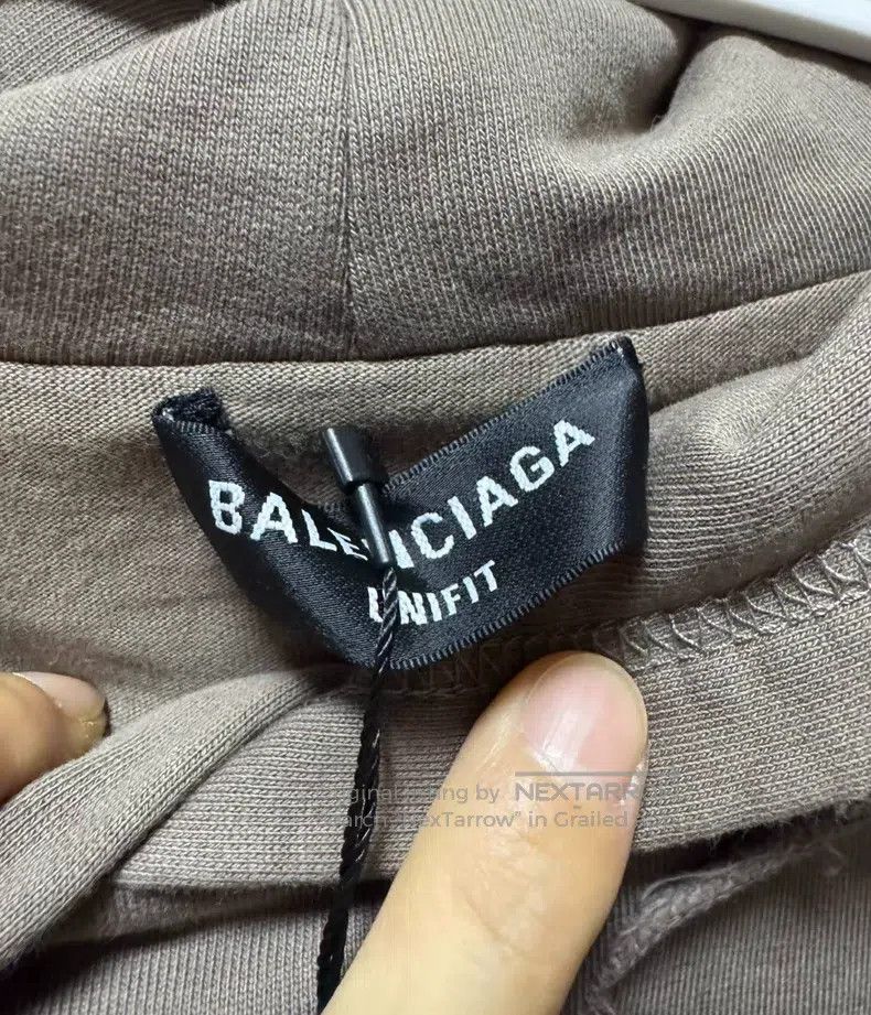 Balenciaga Balenciaga Distressed Hooded Sweatshirt Size US XXS / EU 40 - 4 Thumbnail