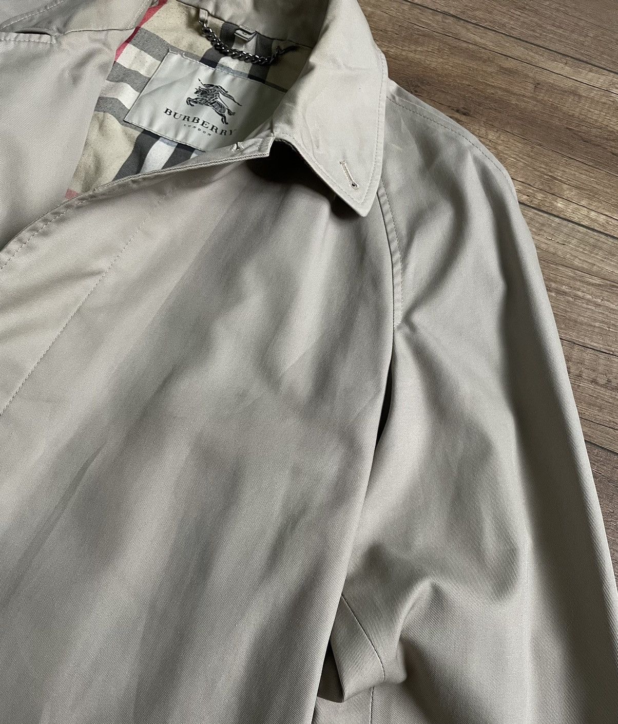 Burberry Burberry Beige Long Nova Check Trench Coat Jacket Size US L / EU 52-54 / 3 - 8 Thumbnail