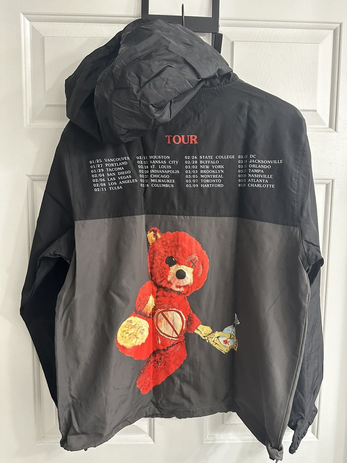 Travis Scott Rare Travis Scott Astroworld Tour Windbreaker Jacket Size US L / EU 52-54 / 3 - 2 Thumbnail