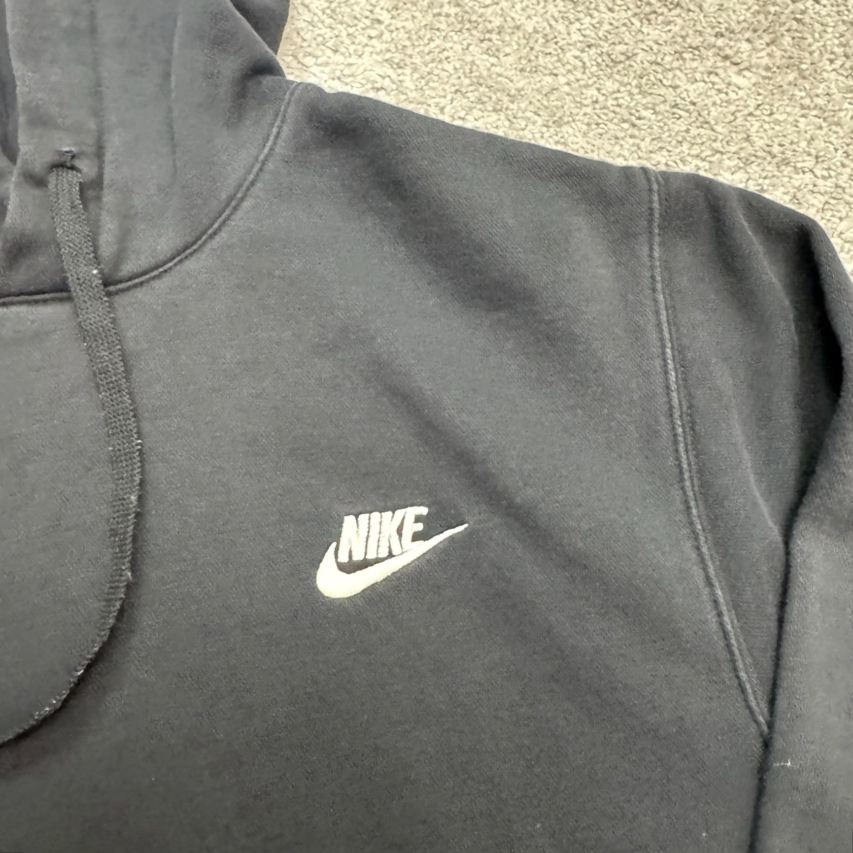 The North Face Nike Hoodie Pullover Sweatshirt Mens Small Black Fleece Drawstring Activewear Size US S / EU 44-46 / 1 - 4 Thumbnail