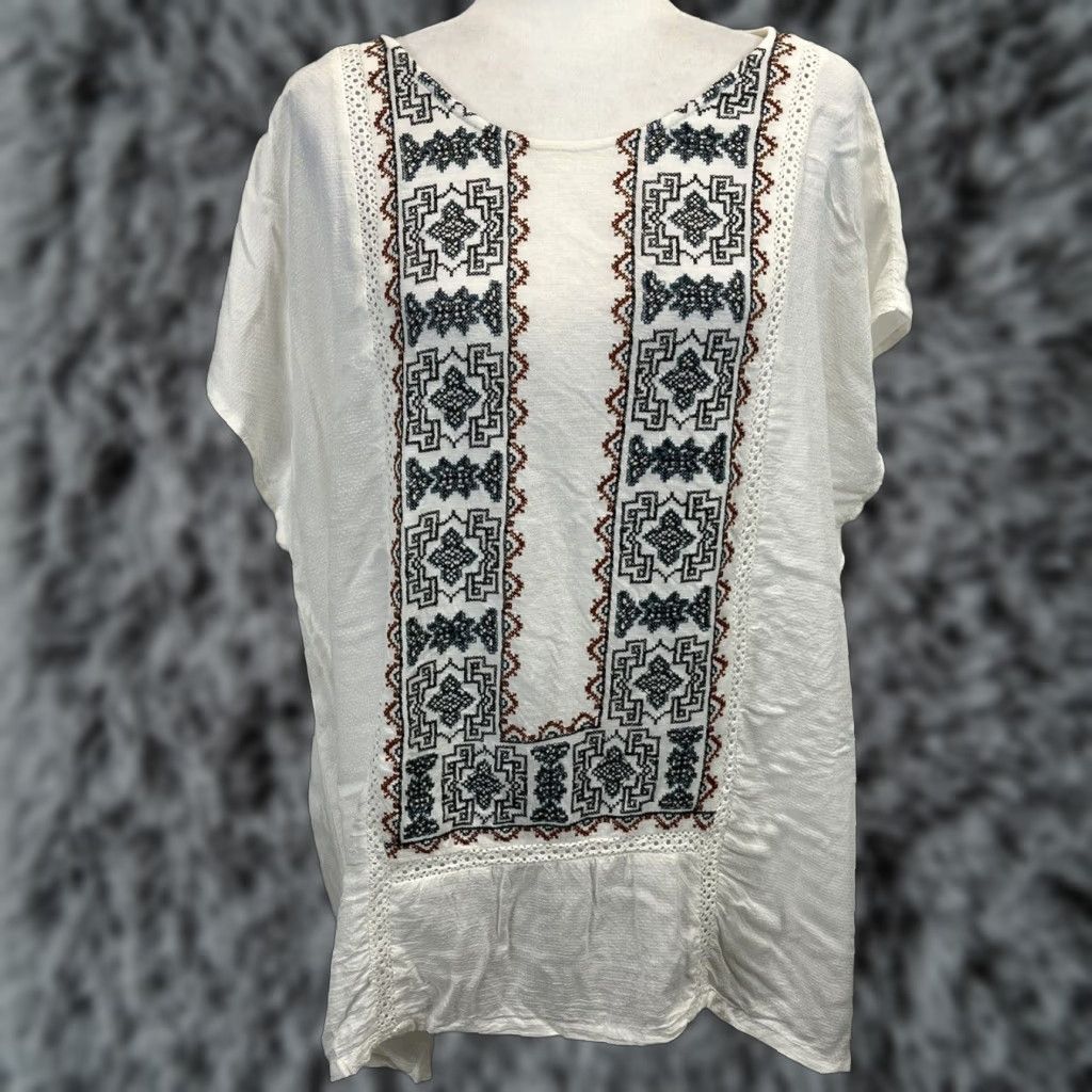 Lucky Brand Lucky Brand Shirt Womens 3X White Embroidered Aztec Lightweight Boho Size XXL / US 16-18 / IT 52-54 - 1 Thumbnail