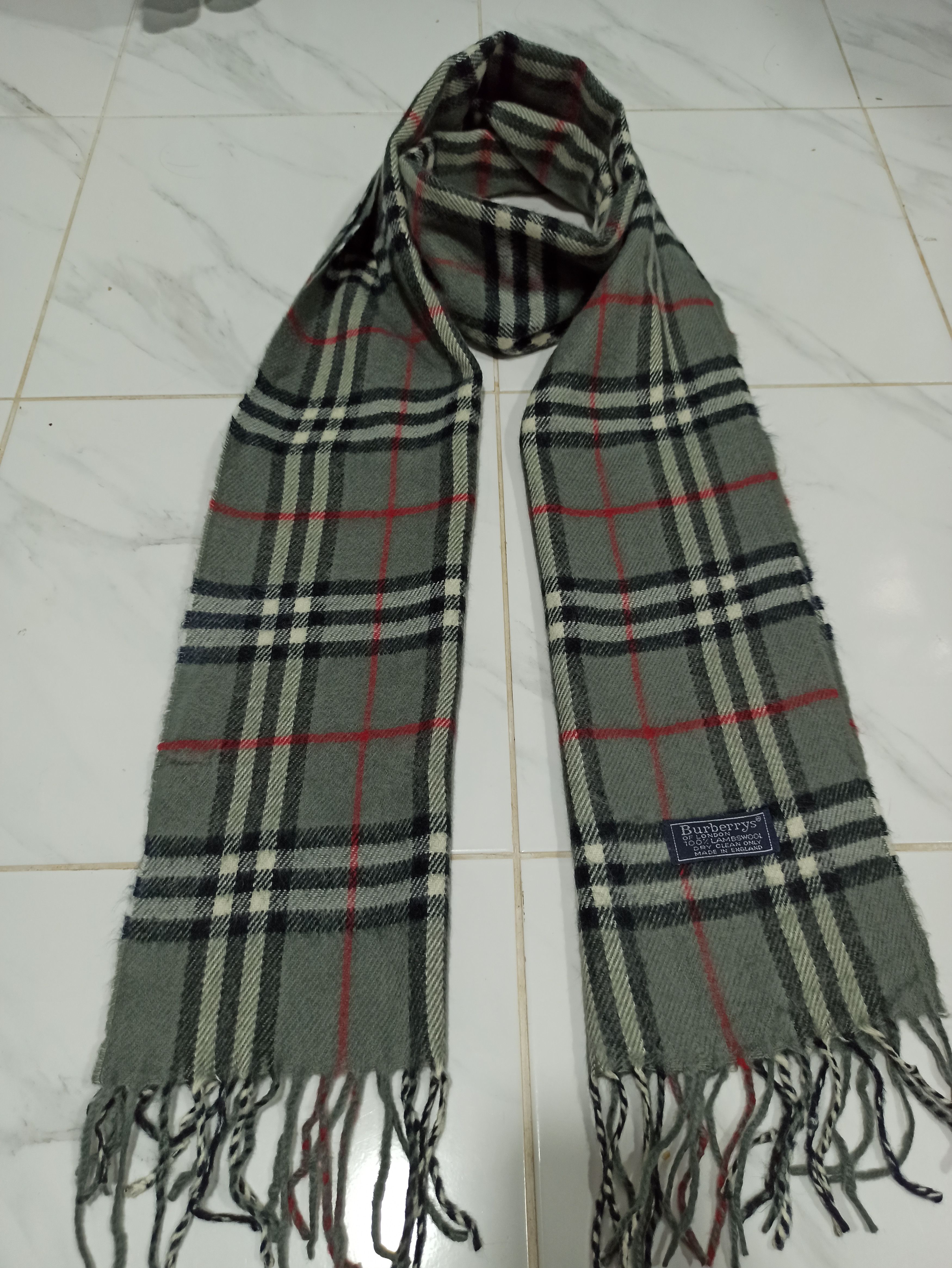 image of Burberry Scarf / Muffler / Neckwear in Grey, Men's