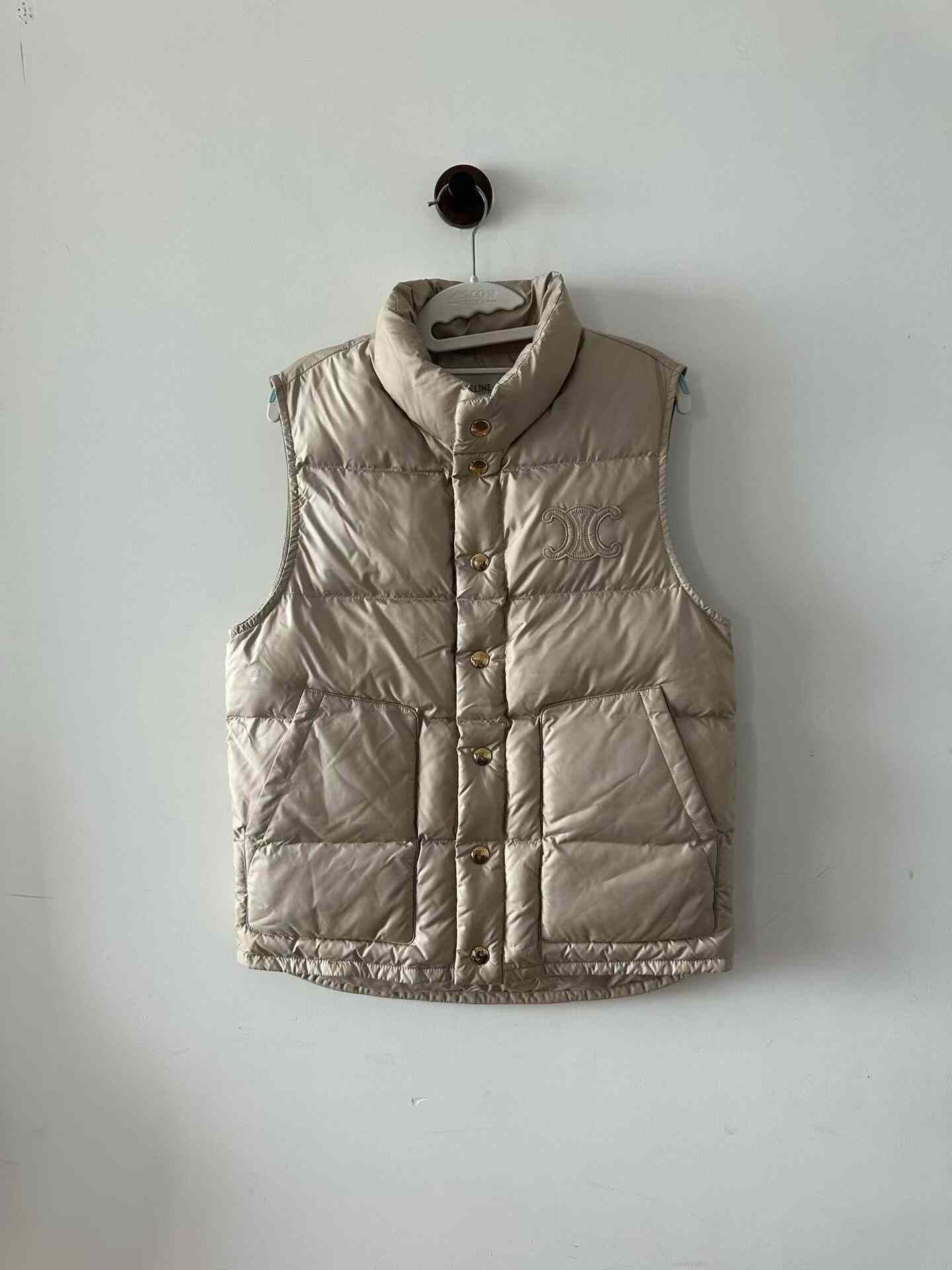 Celine Celine Beige Triomphe Down Vest Size XXS / US 00 / IT 34 - 1 Thumbnail