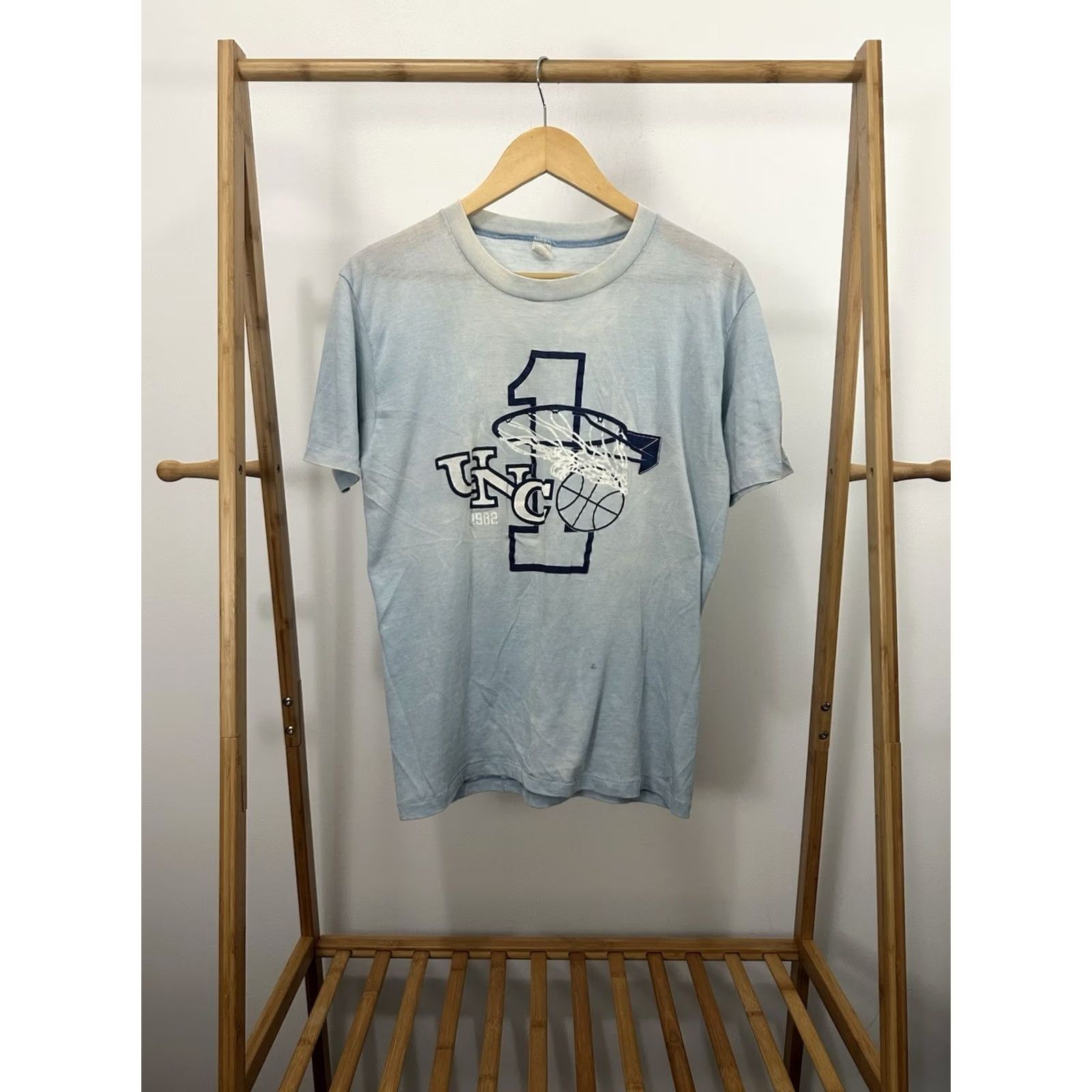 Vintage VTG 80s UNC Carolina Tar Heels Paper Thin Faded Burnout Worn T-Shirt L Men Blue Sh Size US L / EU 52-54 / 3 - 2 Thumbnail