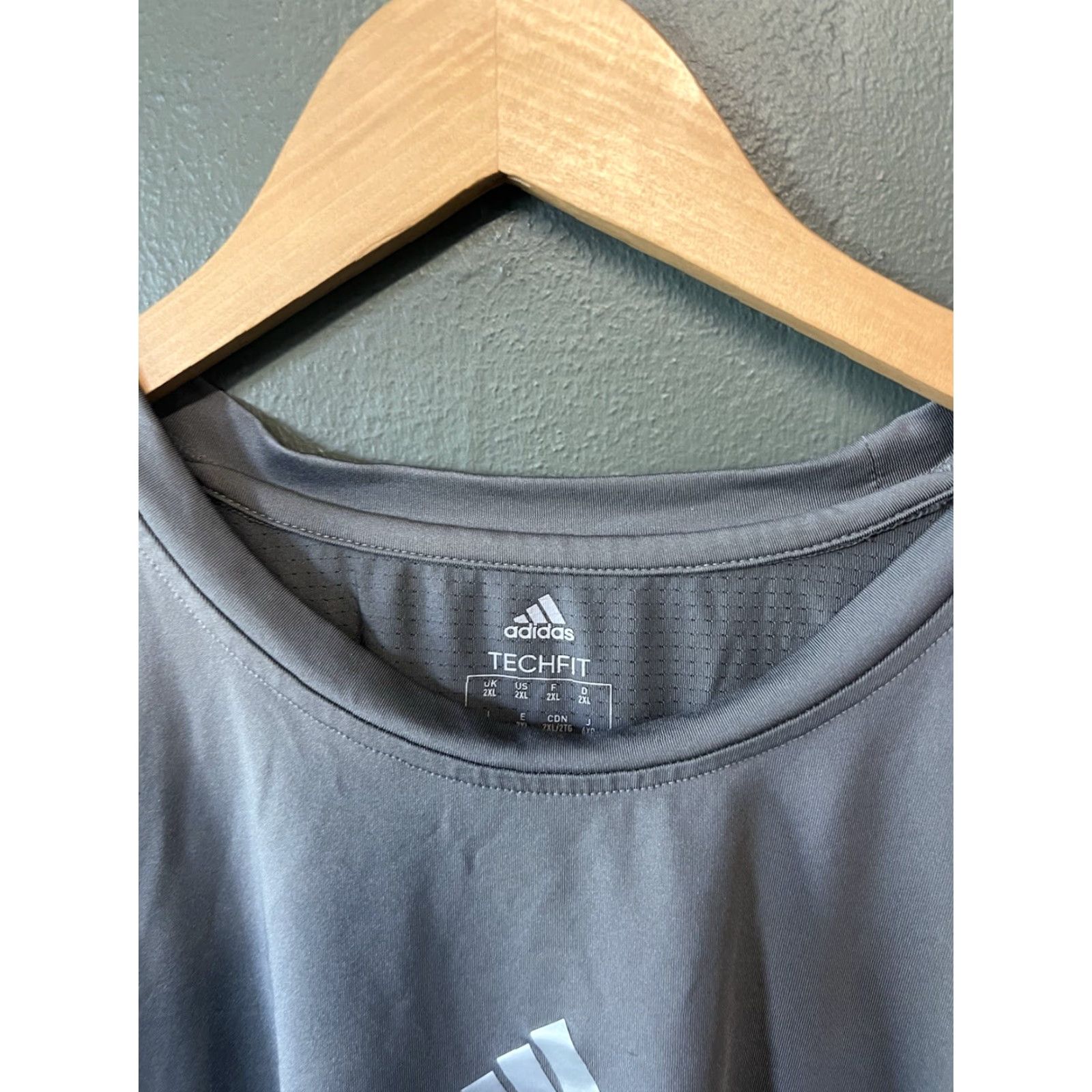 Adidas Adidas Mens Gray Long Sleeve Techfit Primegreen Athletic Shirt 2XL Size US XXL / EU 58 / 5 - 3 Thumbnail