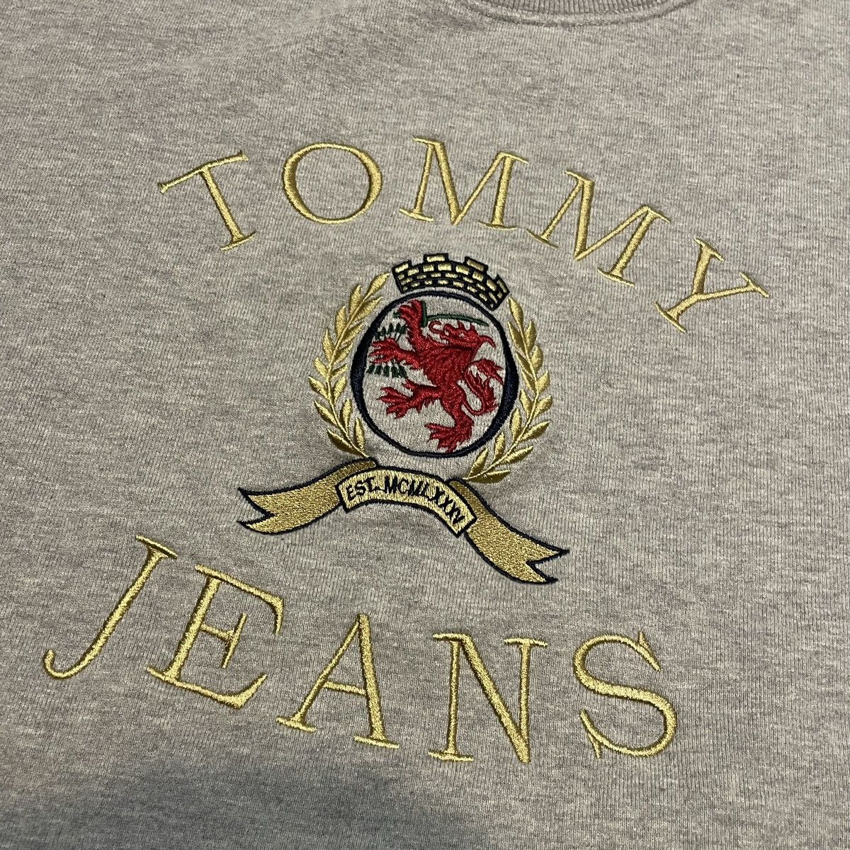 Tommy Hilfiger Tommy Hilfiger Tommy Jeans Crest Logo Sweatshirt hoodie y2k Size US L / EU 52-54 / 3 - 3 Thumbnail