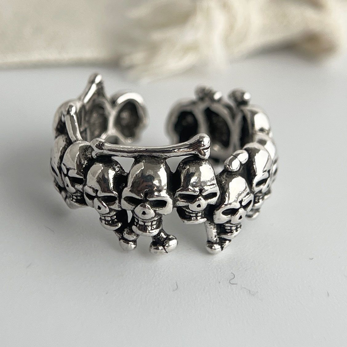 VIBE Punk skull ring Size ONE SIZE - 5 Thumbnail