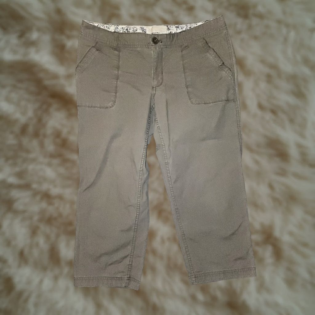 Eddie Bauer Eddie Bauer Capris Women's 10 Mid Rise Brown Ripstop Pockets Capris Outdoor Nature #1 Womens Size ONE SIZE - 1 Thumbnail