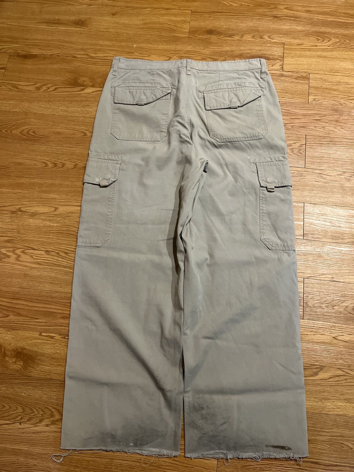 Gap vintage y2k baggy gap khaki cargo double knees Size US 36 / EU 52 - 1 Thumbnail