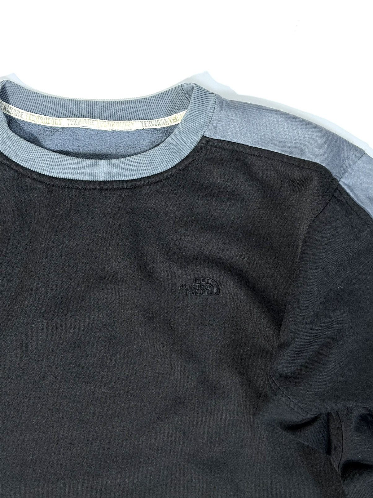 The North Face The North Face Technical Crewneck Size US L / EU 52-54 / 3 - 3 Thumbnail