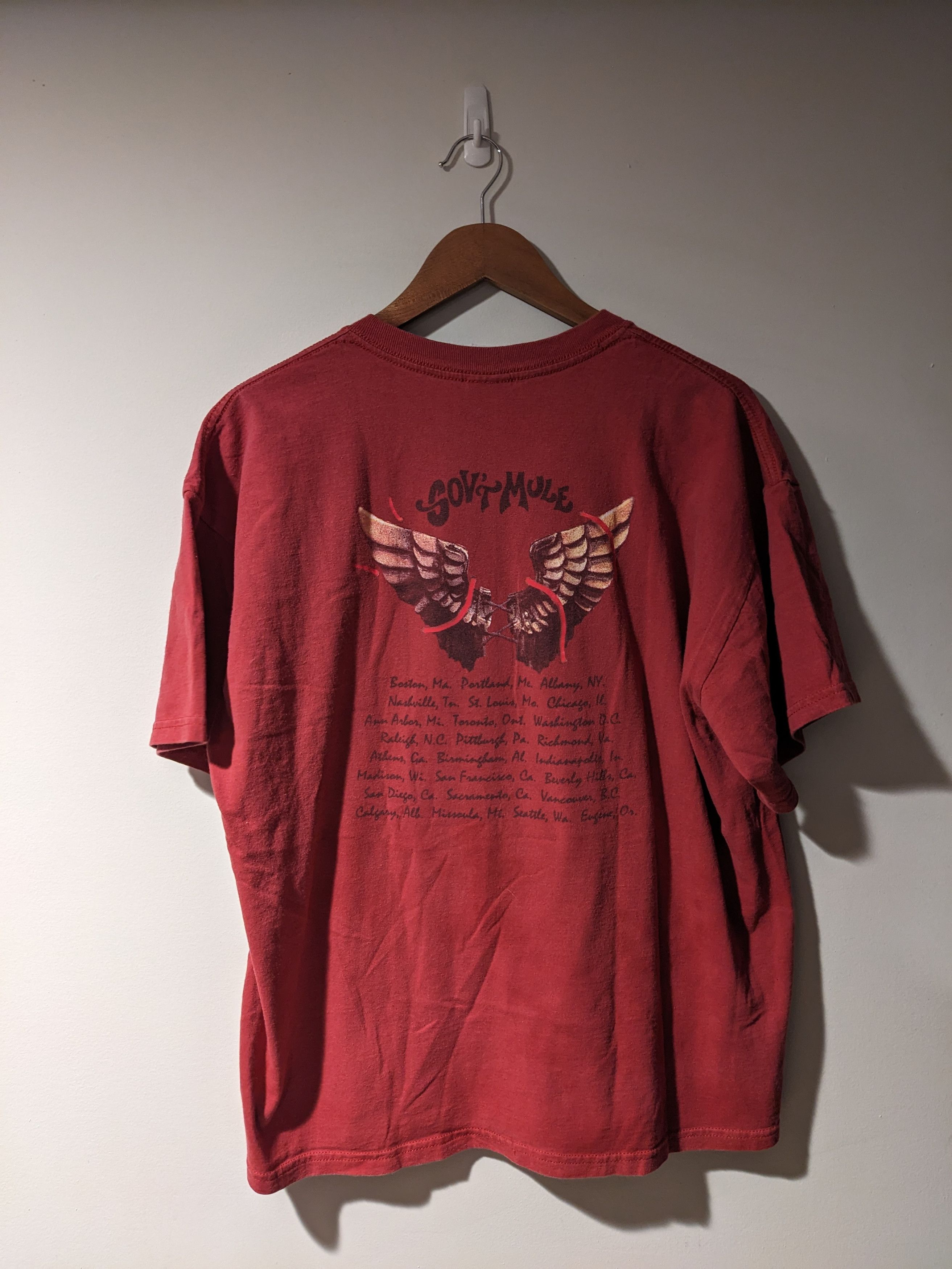 Band Tees × Vintage Vintage Gov't Mule Deja Voodoo Band Tour Red X-Large T-Shirt Size US XL / EU 56 / 4 - 6 Thumbnail